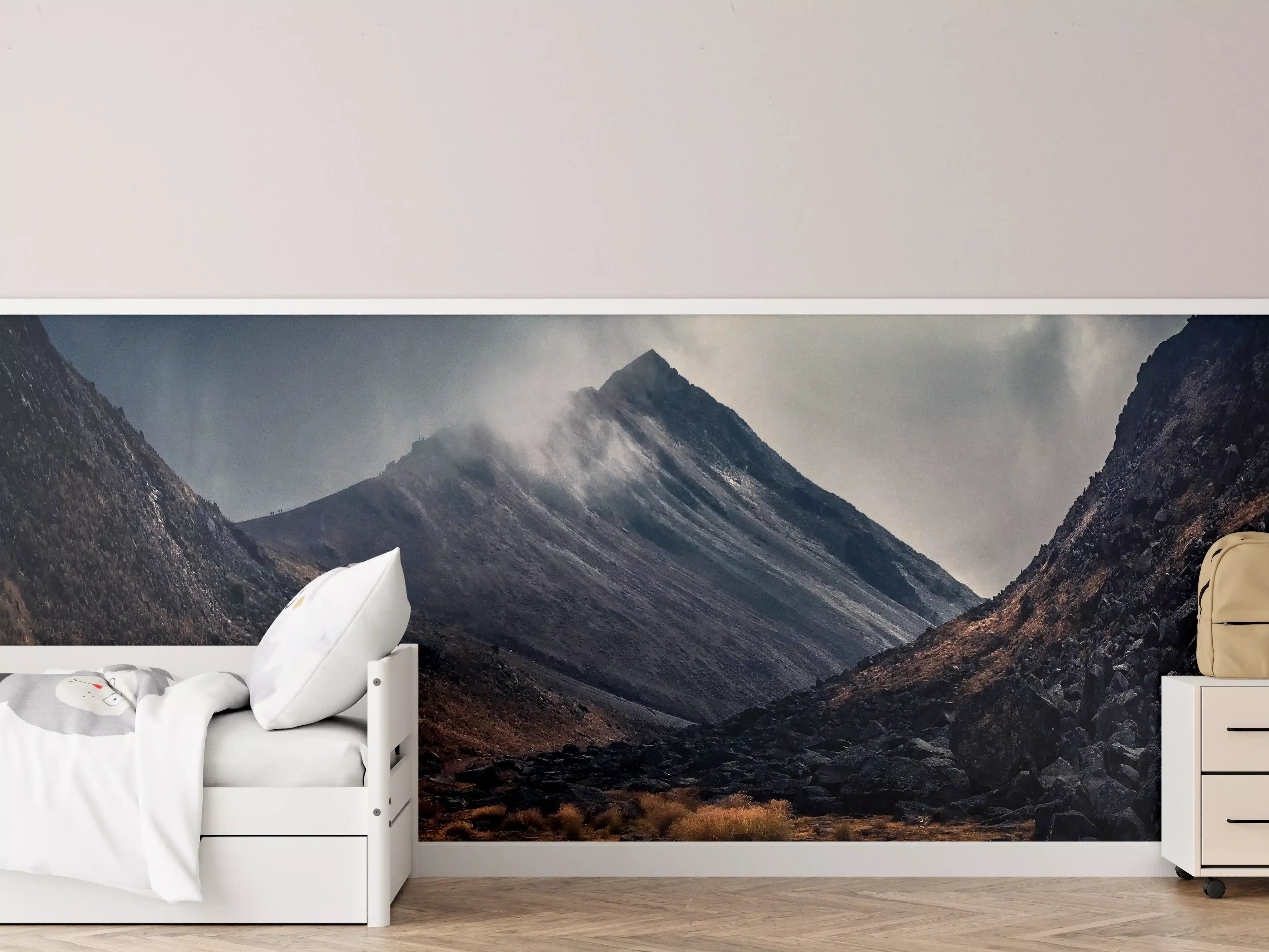 Kinderzimmer Wandgestaltung - Düstere Berglandschaft Naturdrama
