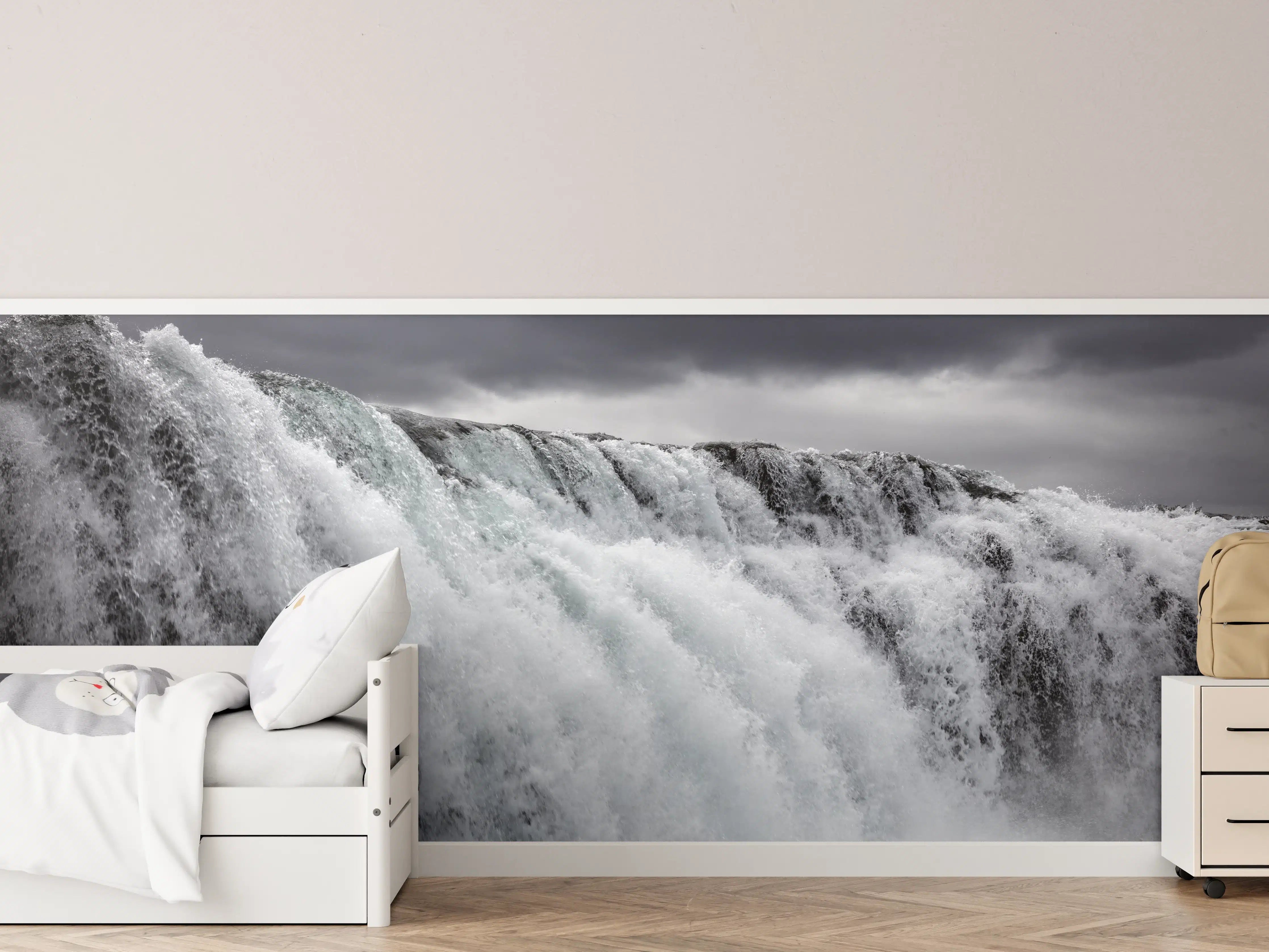 Kinderzimmer Wandgestaltung - Dunkler Wasserfall