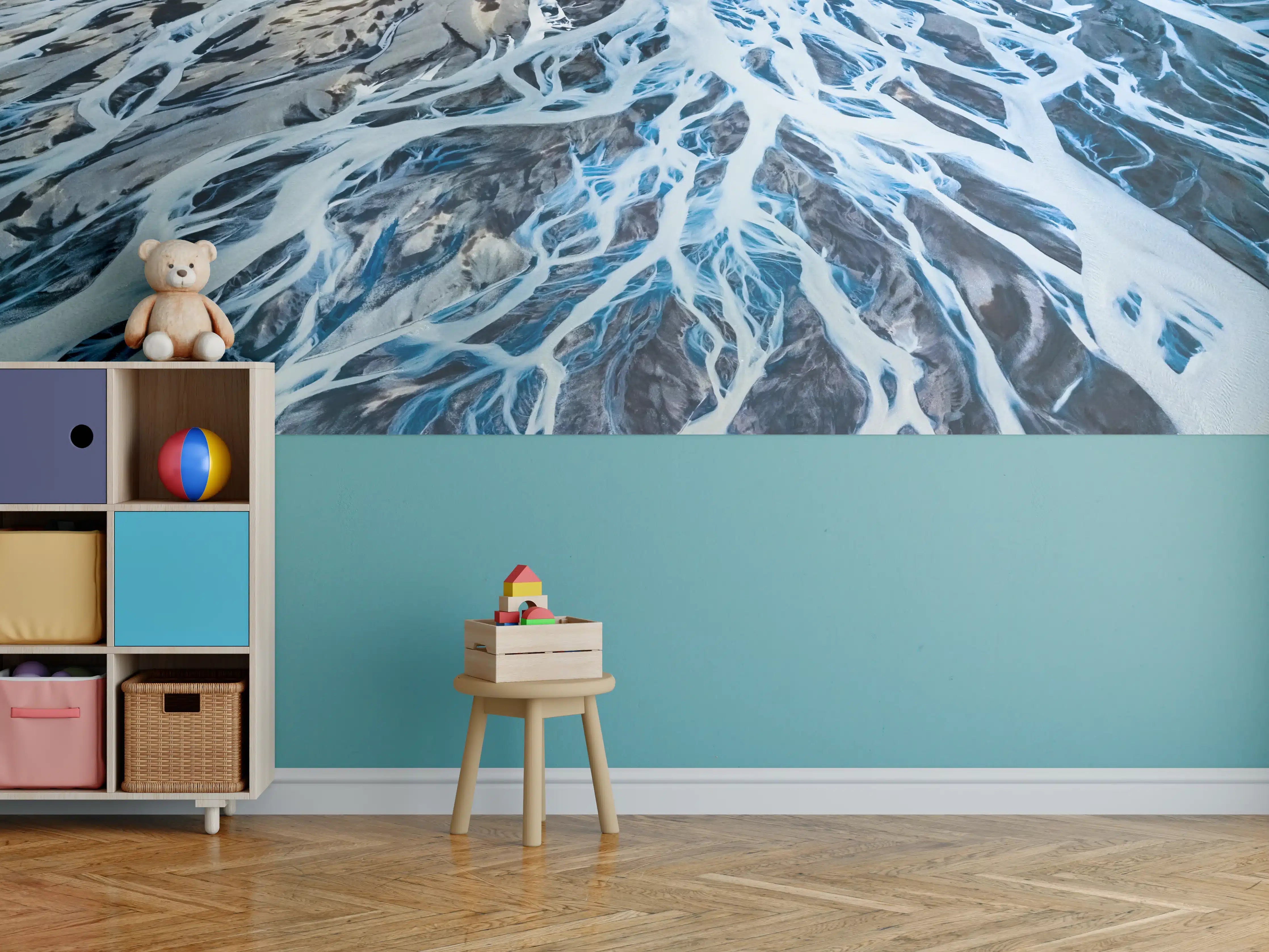 Kinderzimmer Wandgestaltung - Dynamisches Meeresmuster in Blau und Weiß
