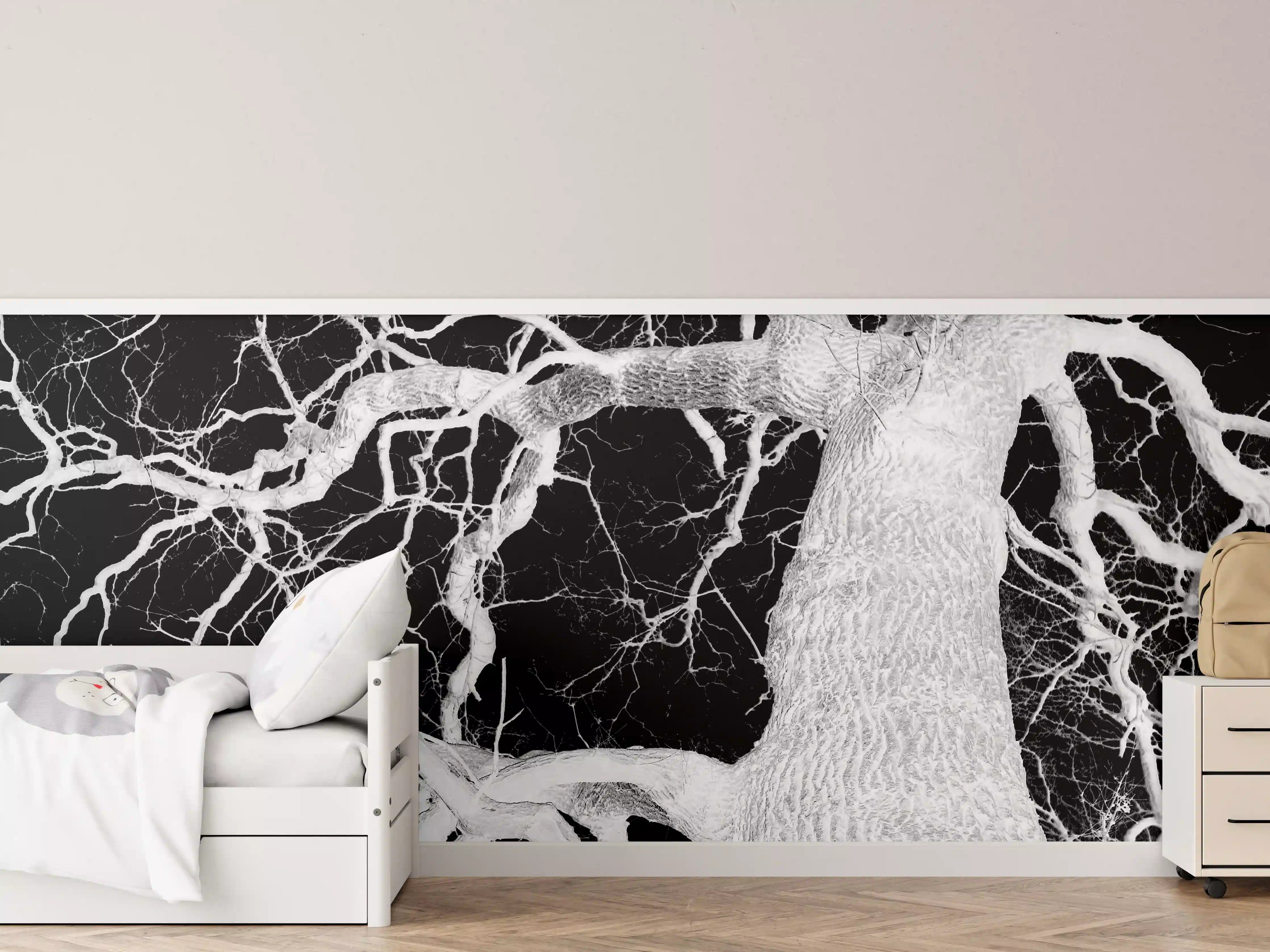 Kinderzimmer Wandgestaltung - Eichenbaum schwarz, weiß im Winter