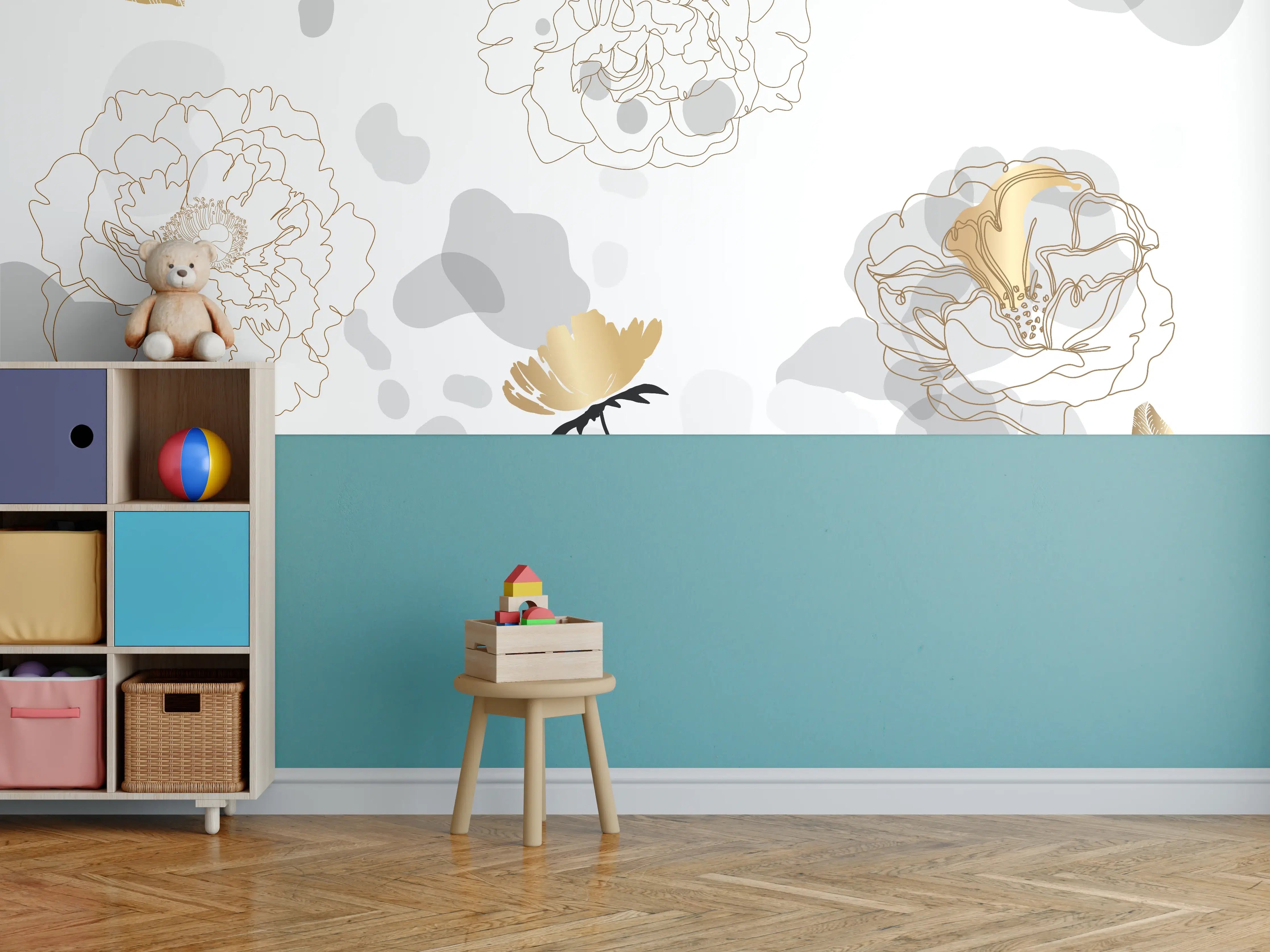 Kinderzimmer Wandgestaltung - Elegante Blüten mit Goldakzenten in neutralen Tönen