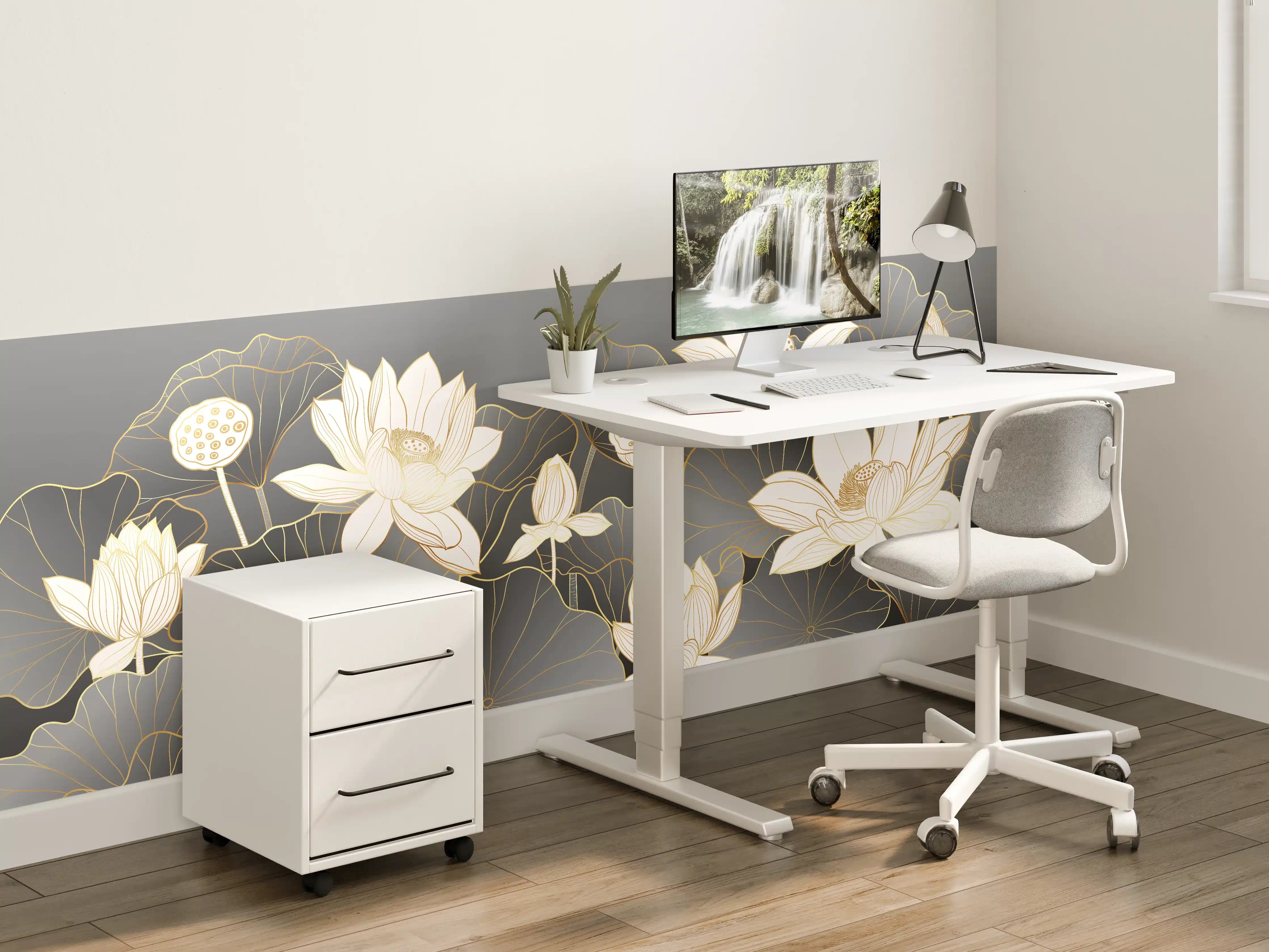 Kinderzimmer Wandgestaltung - Elegante Lotusblumen mit Goldakzenten auf dunklem Hintergrund