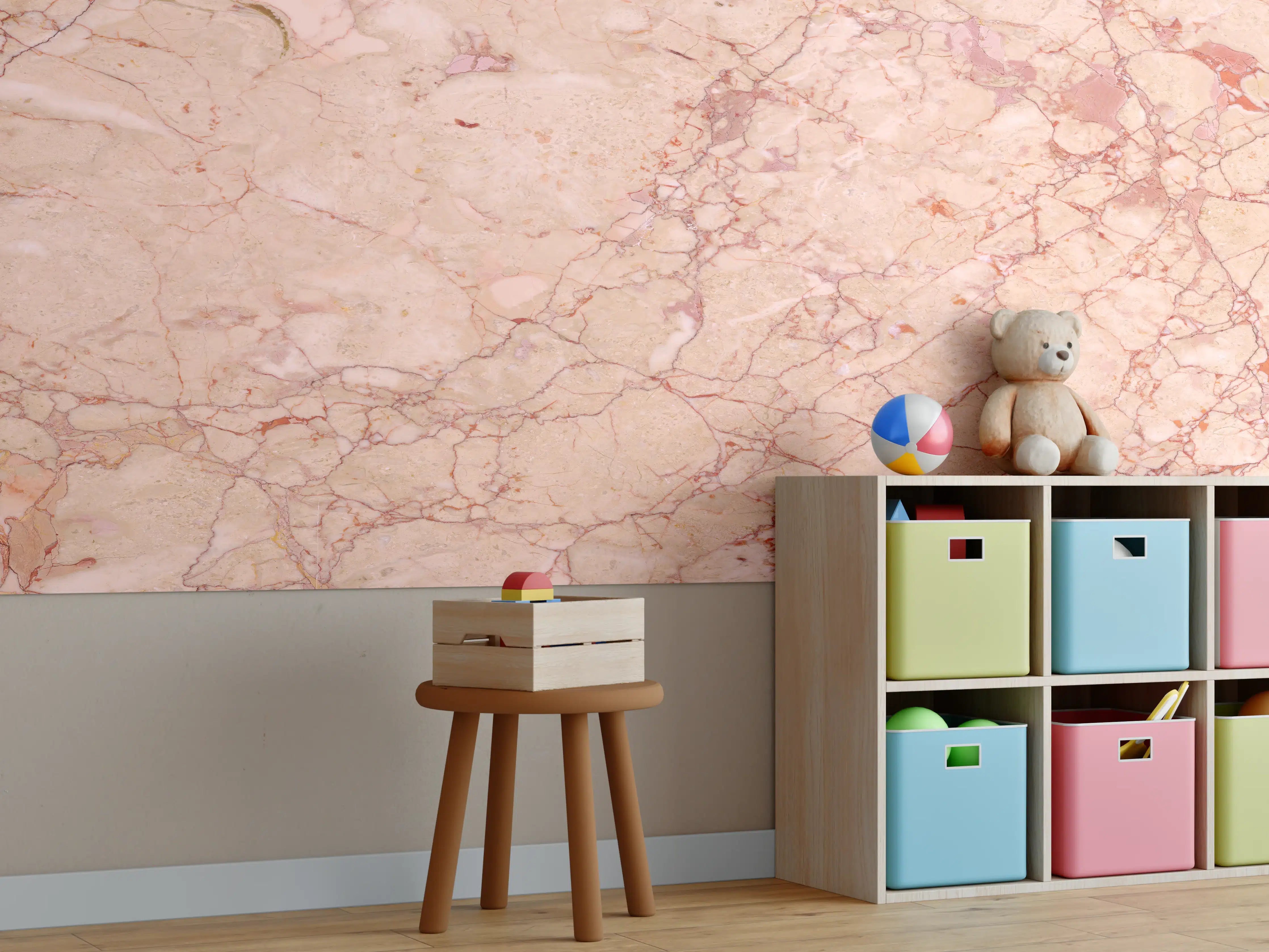Kinderzimmer Wandgestaltung - Elfenbeinfarbene Marmorstruktur mit rosa Akzenten