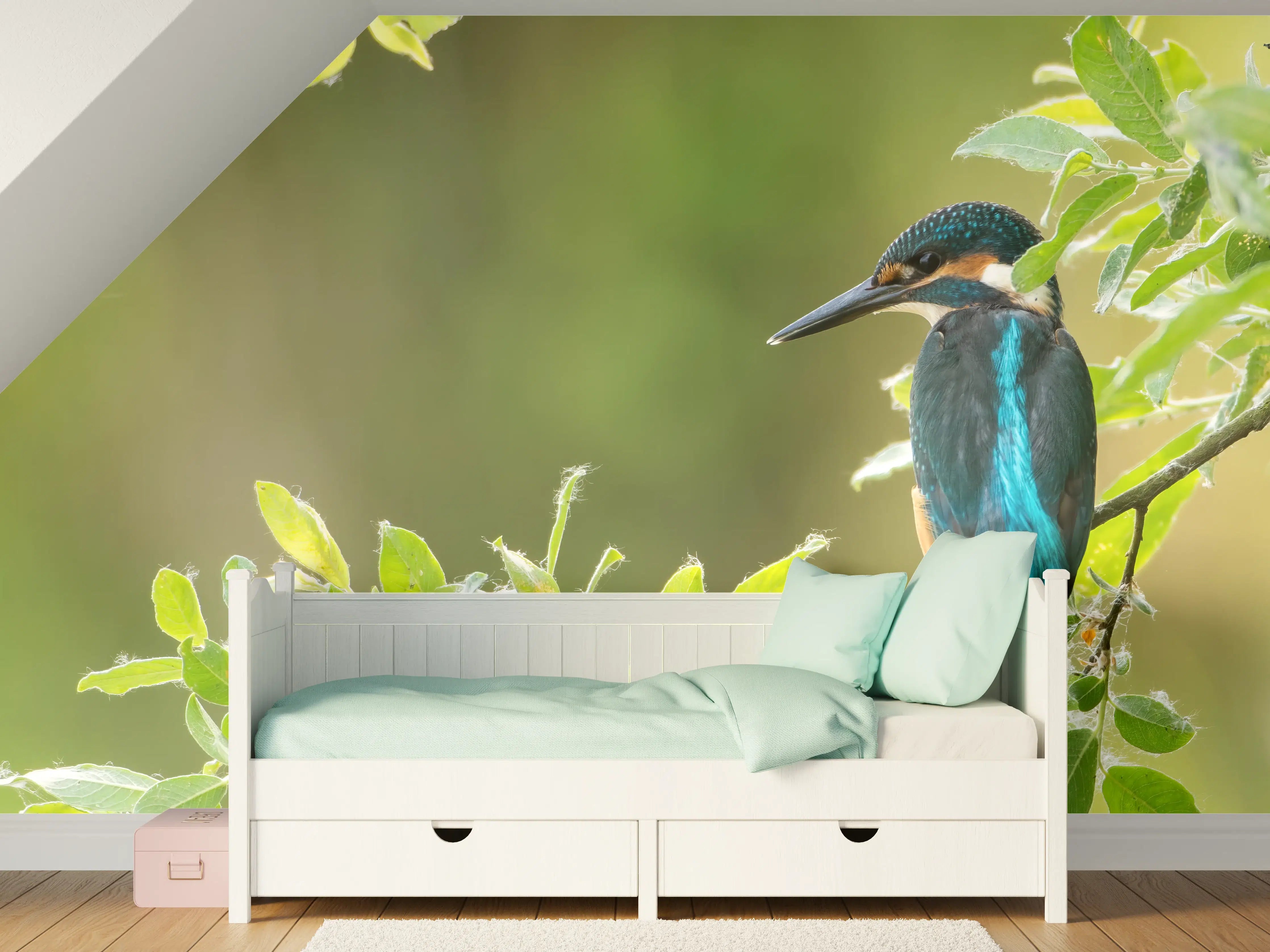 Kinderzimmer Wandgestaltung - Exotischer friedlicher Eisvogel