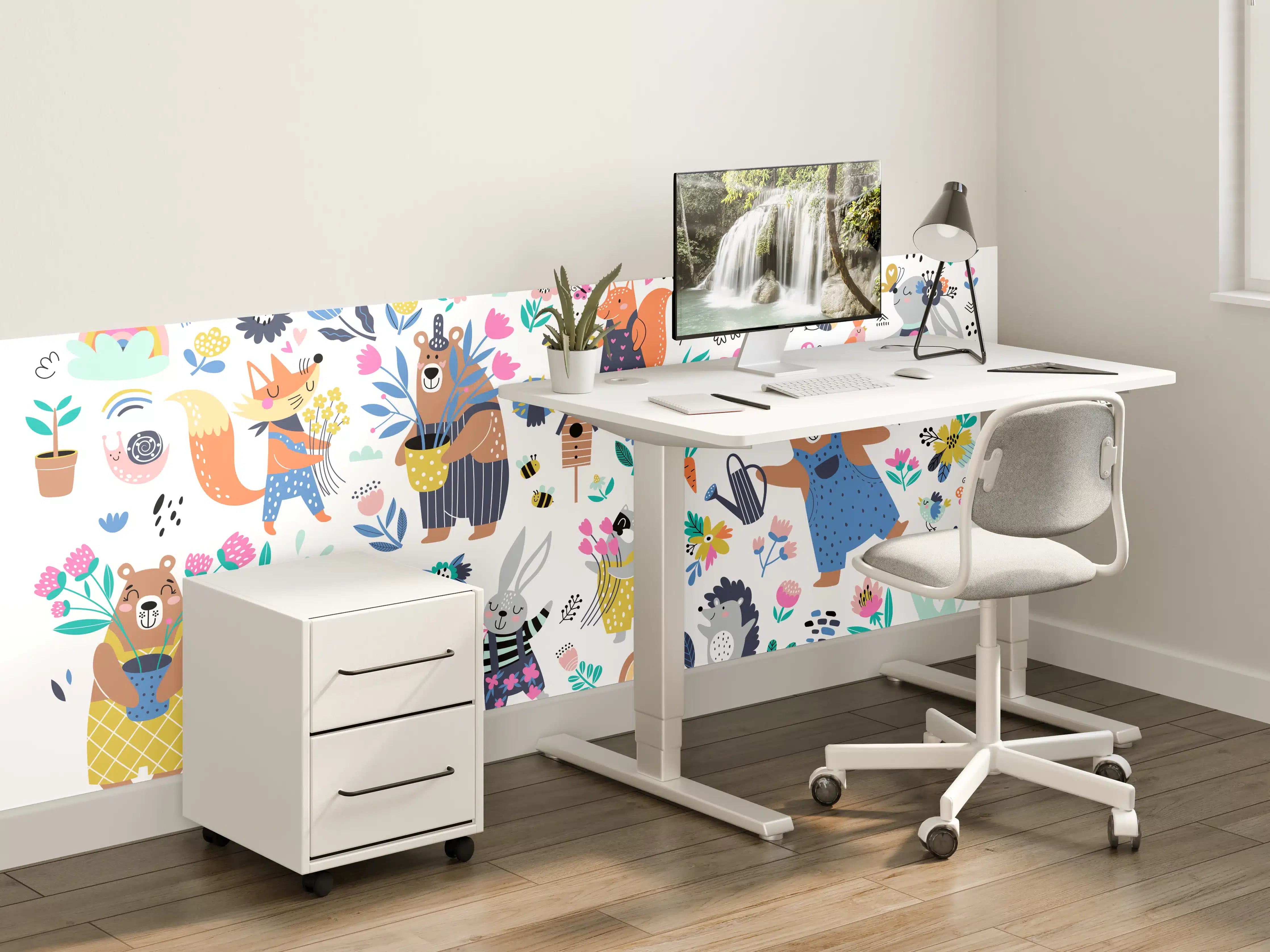 Kinderzimmer Wandgestaltung - Farbenfrohe Tierwelt mit Blumen und Naturmotiven
