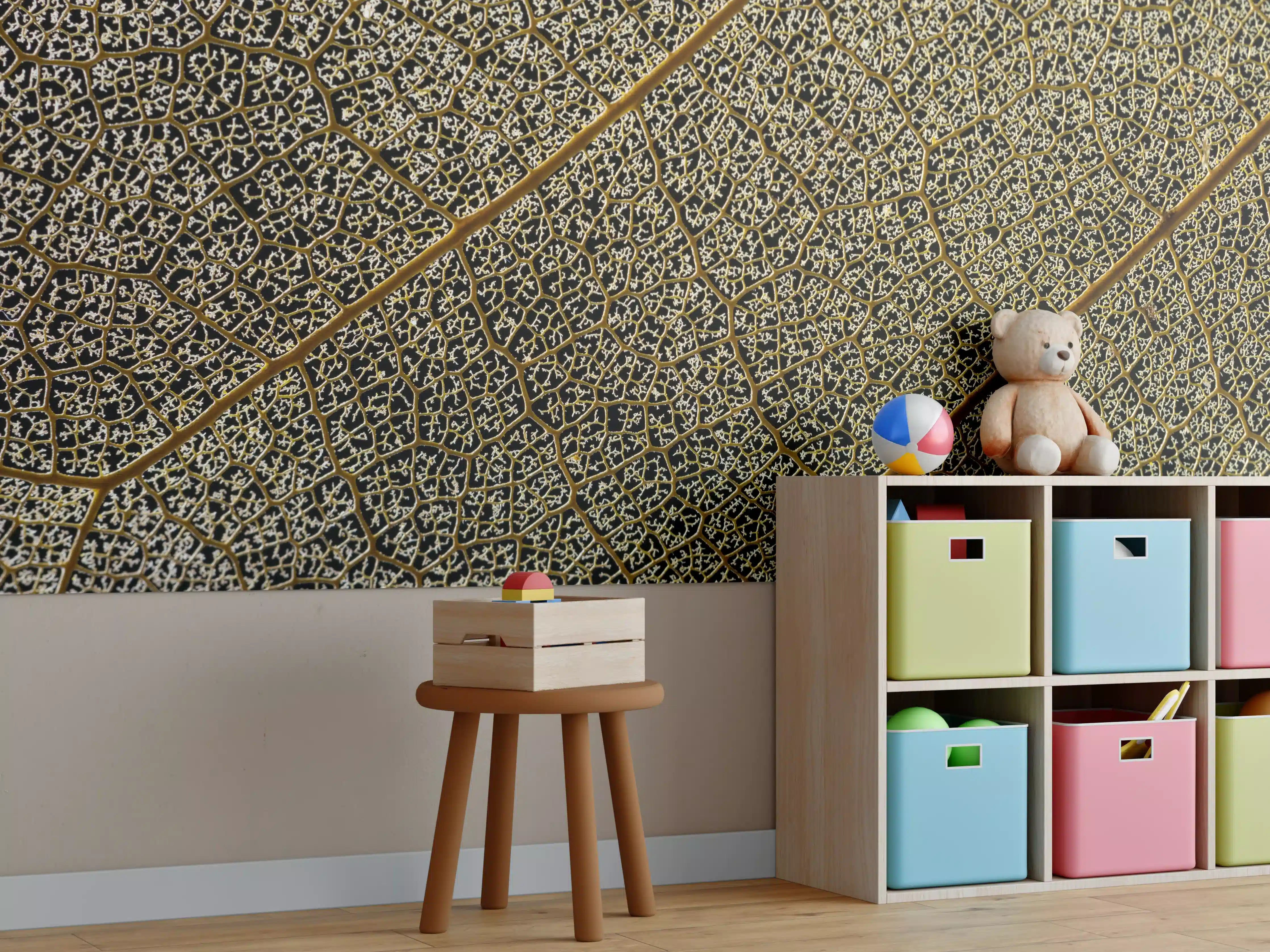 Kinderzimmer Wandgestaltung - Feine Graunuancen auf hellem Blattadern-Hintergrund