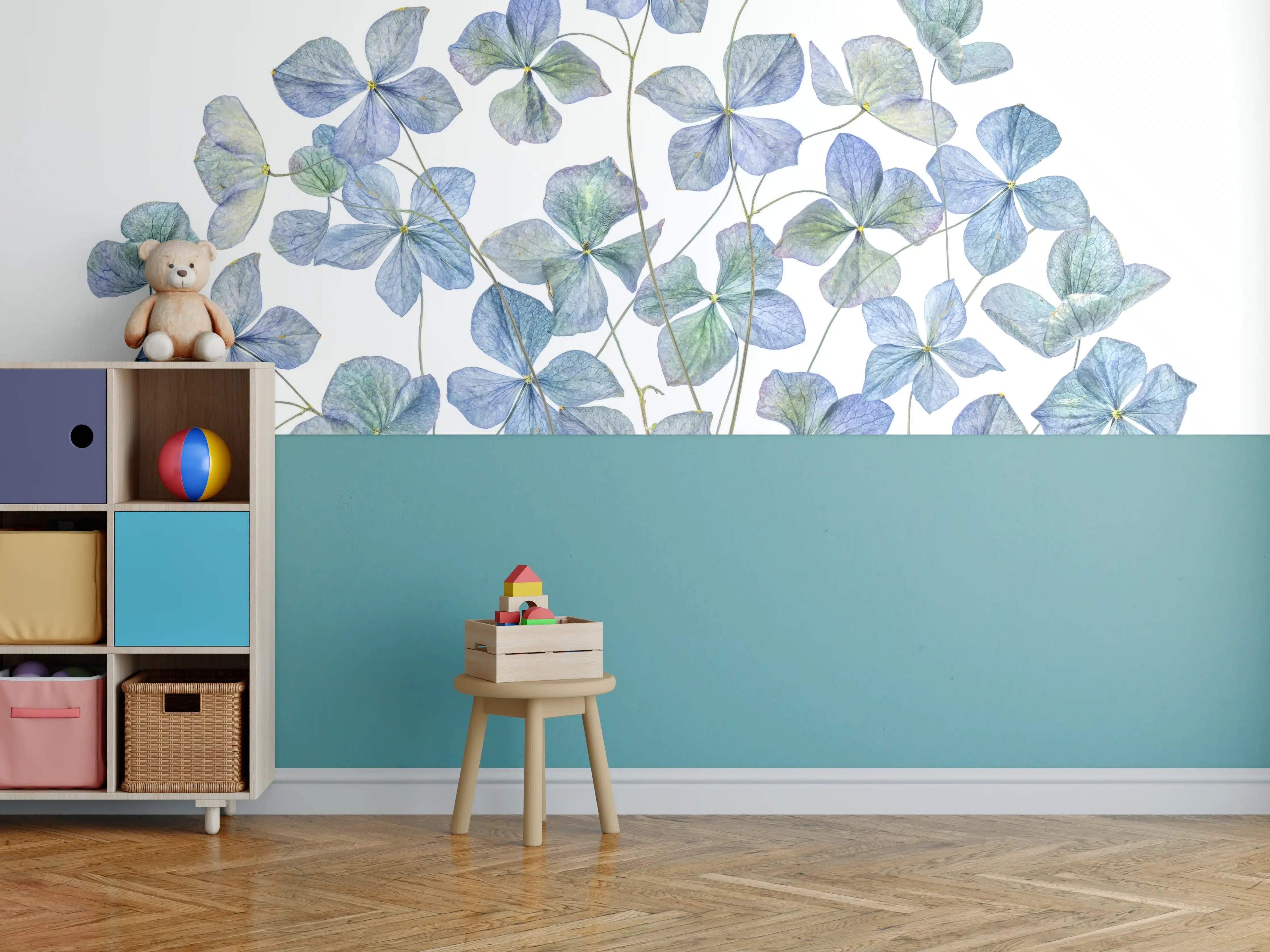 Kinderzimmer Wandgestaltung - Florale Darstellung - Blaue Blumen