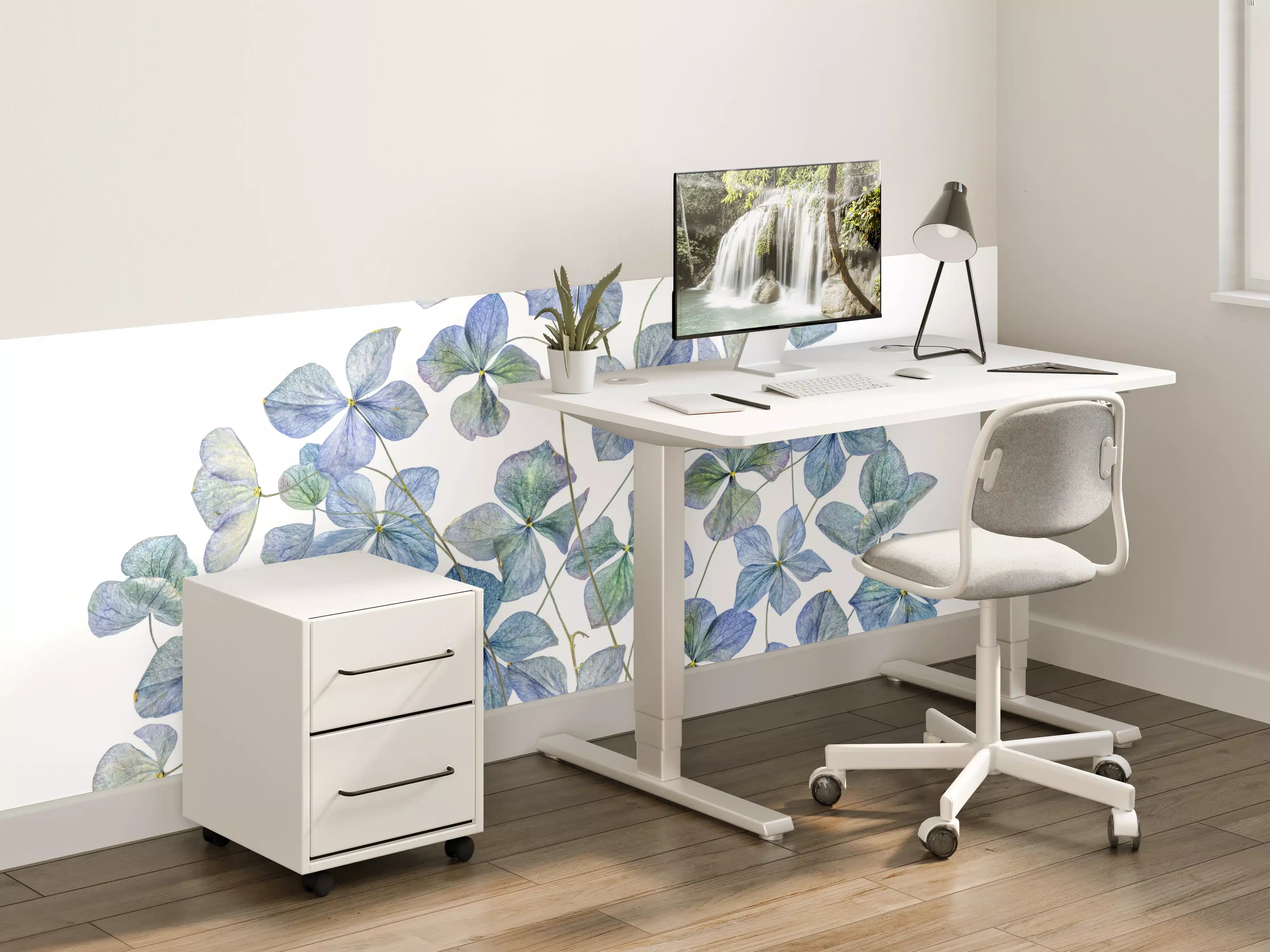 Kinderzimmer Wandgestaltung - Florale Darstellung - Blaue Blumen