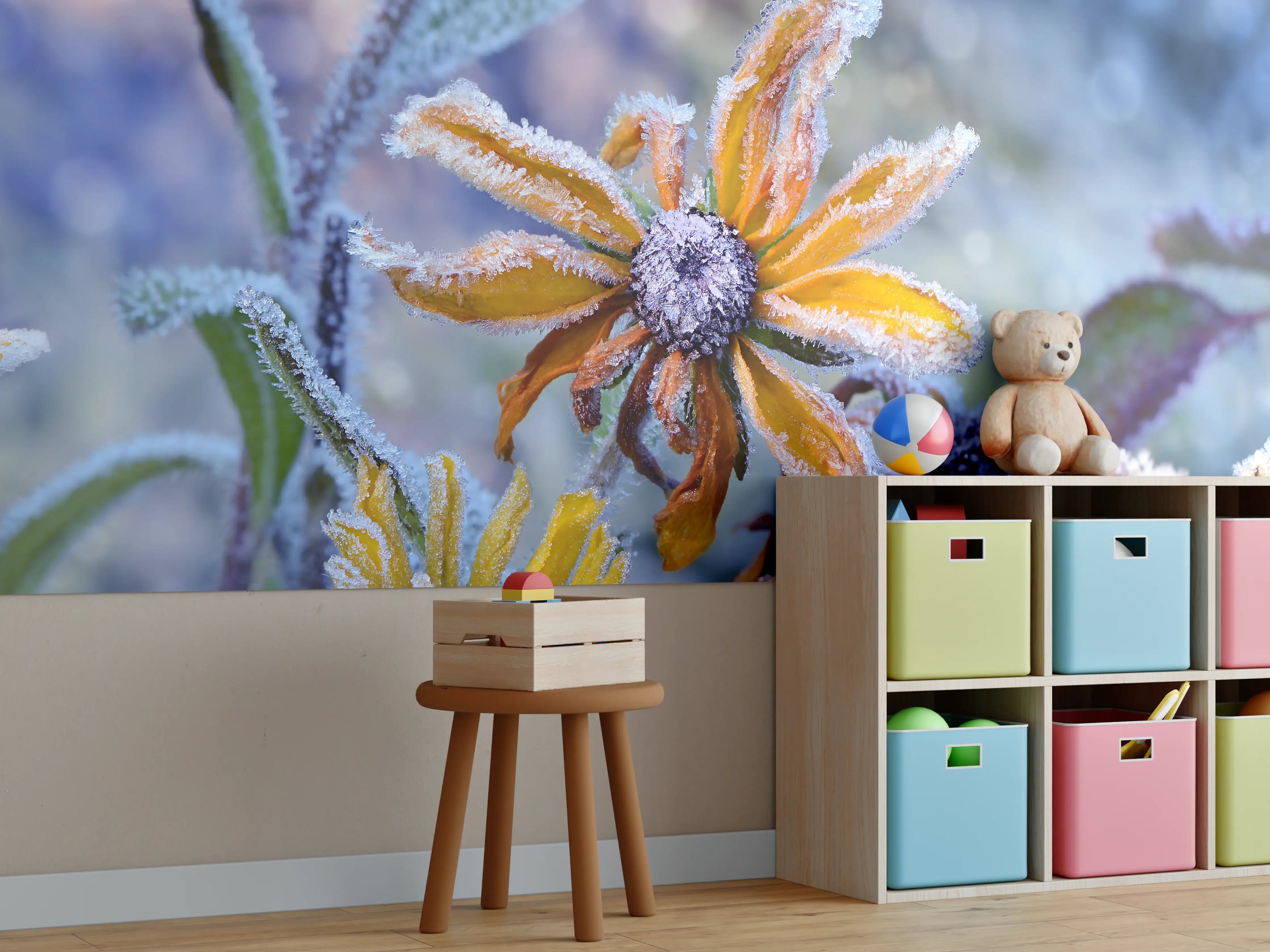Kinderzimmer Wandgestaltung - Frostige Wildblumen im Morgengrauen