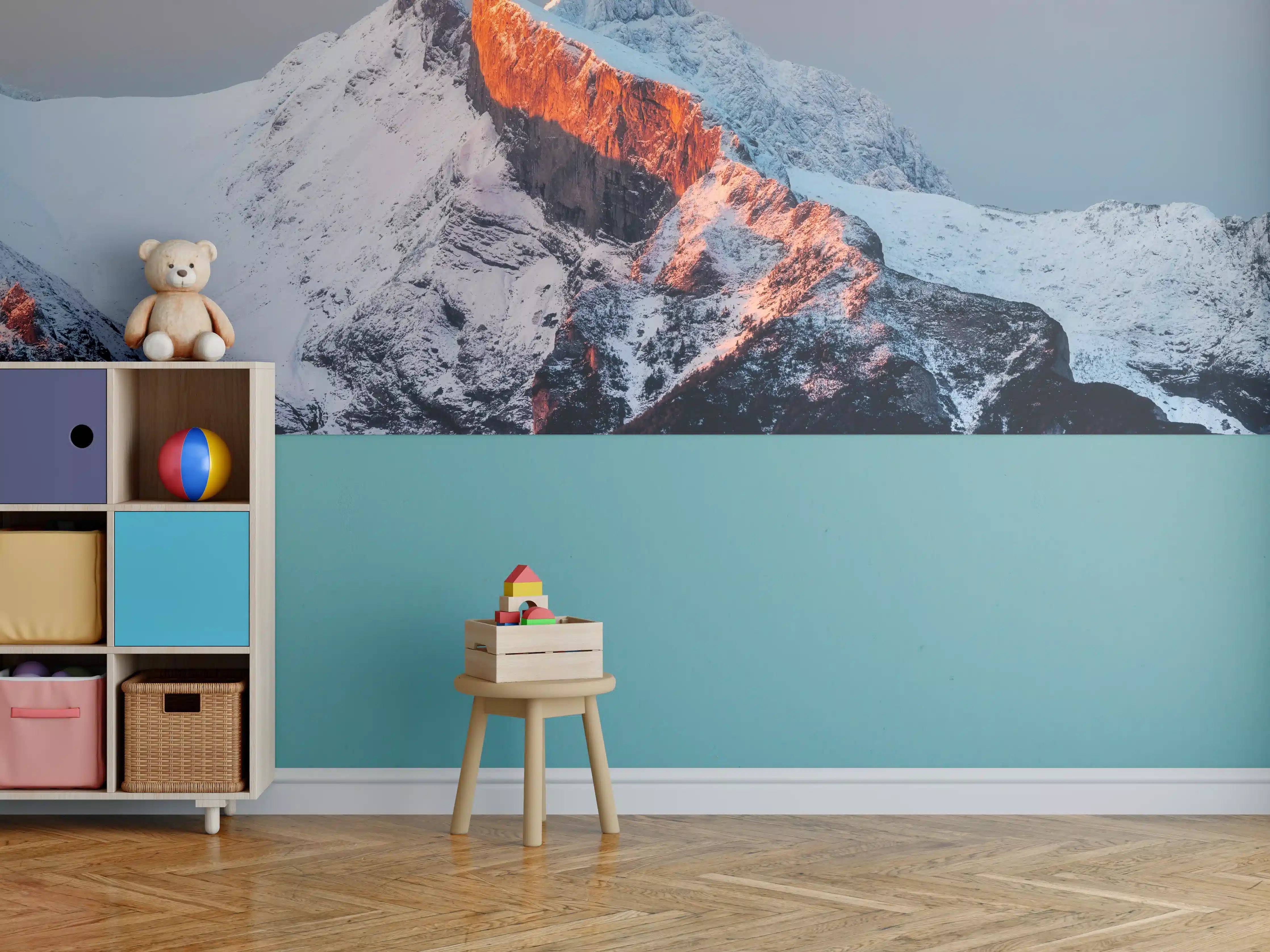 Kinderzimmer Wandgestaltung - Frostiges Bergpanorama bei Sonnenaufgang