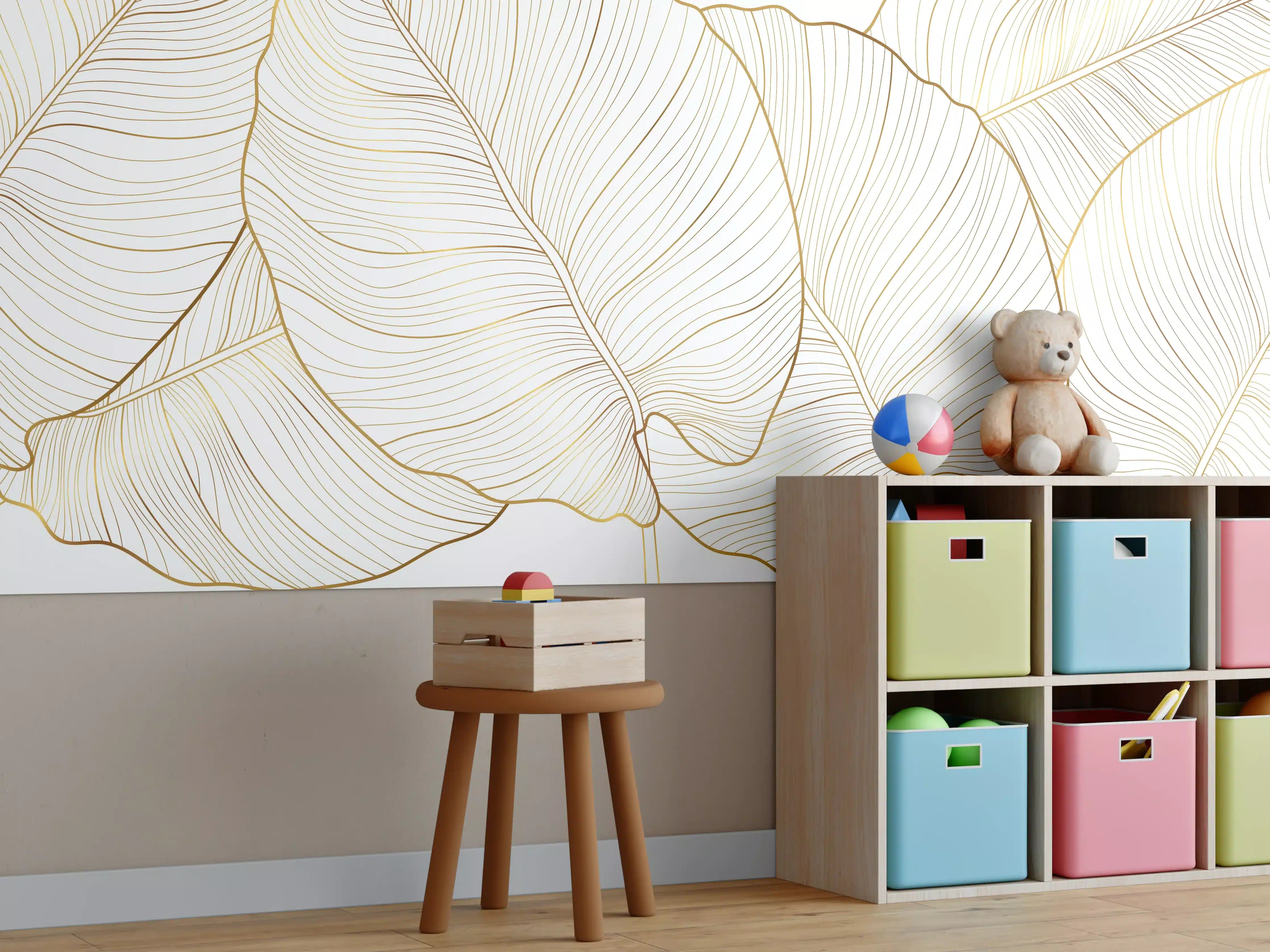 Kinderzimmer Wandgestaltung - Goldene Blattstruktur auf Weiß
