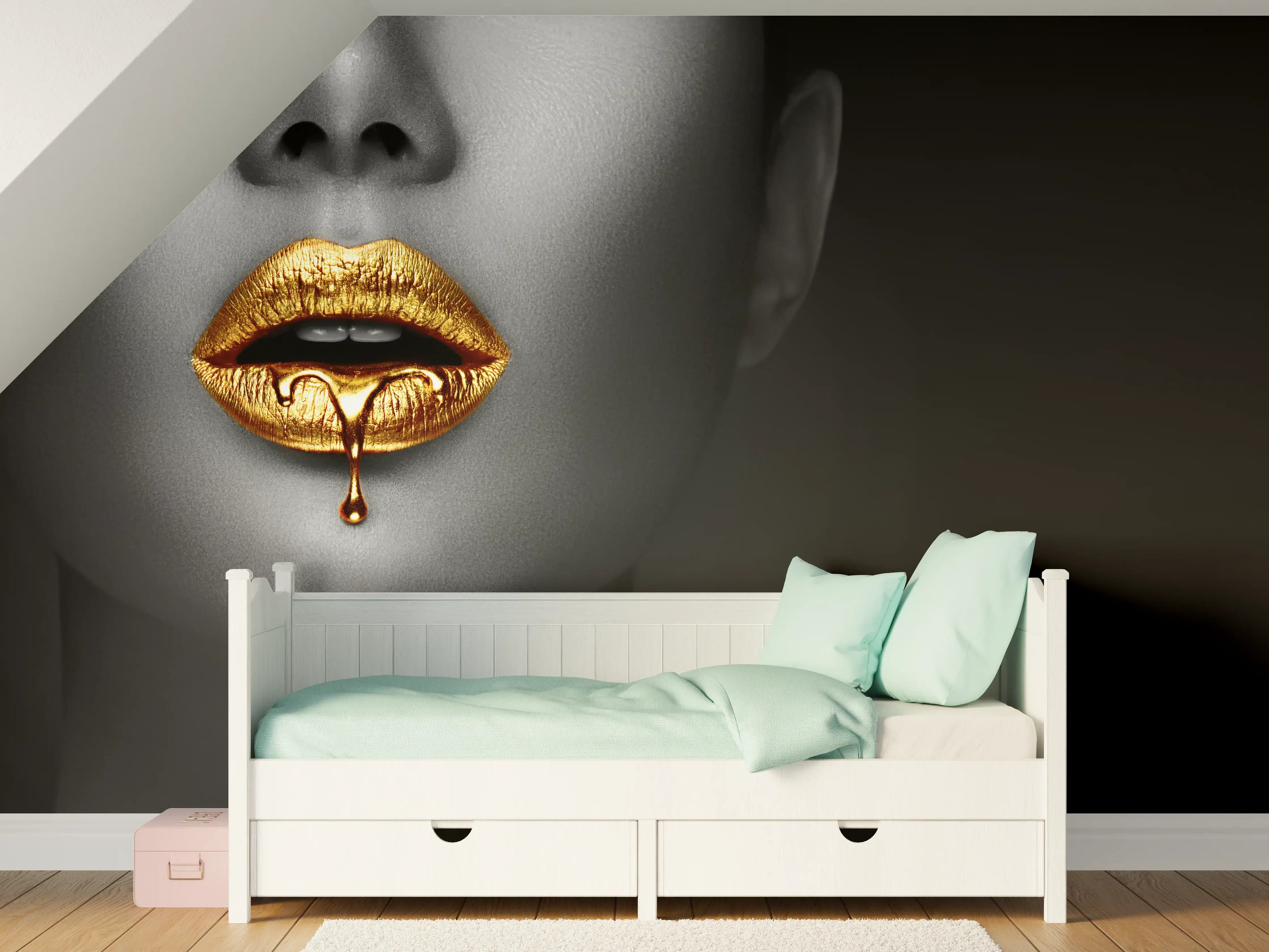Kinderzimmer Wandgestaltung - Goldene Lippen Liquid Art