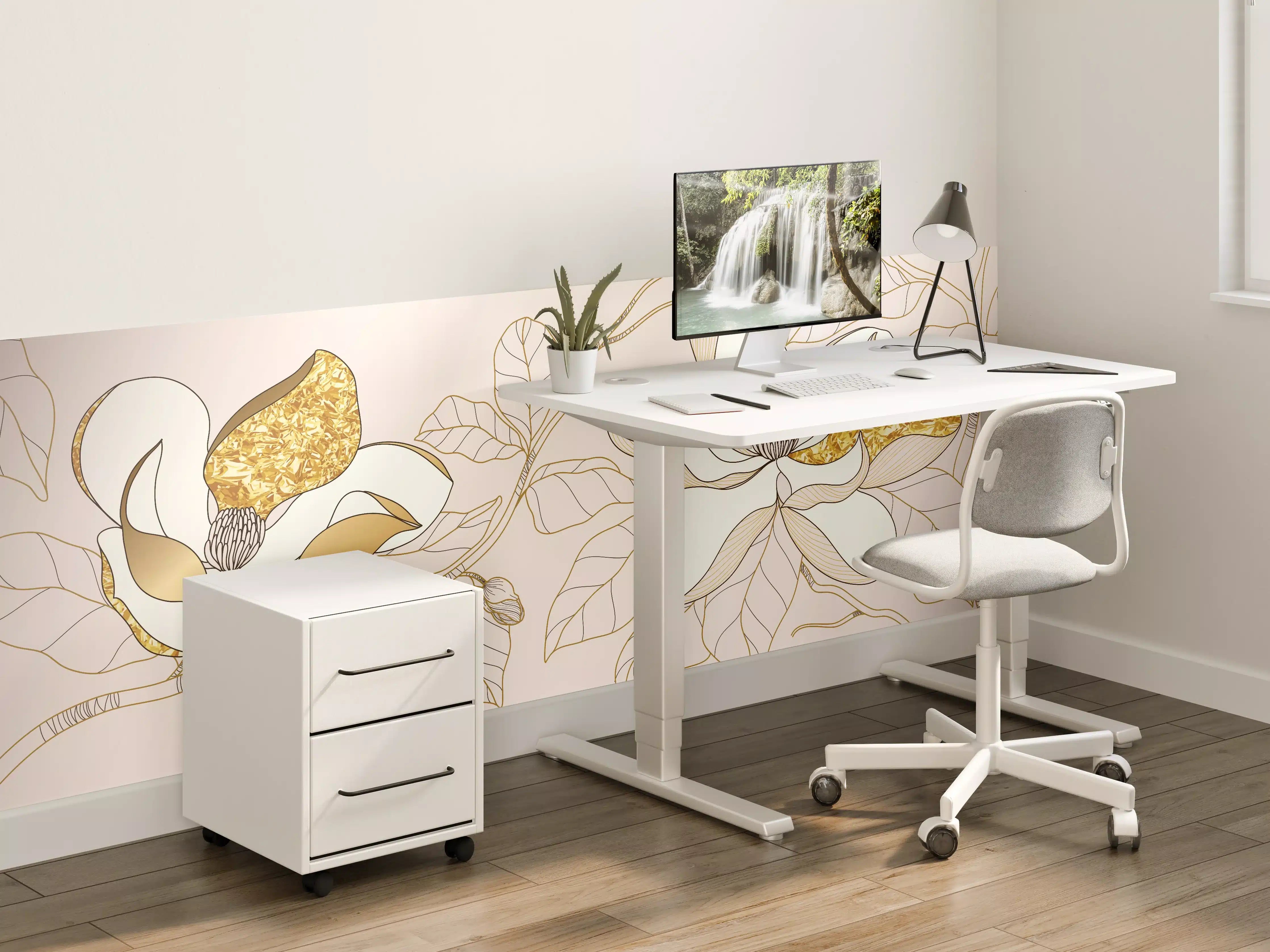 Kinderzimmer Wandgestaltung - Goldene Magnolia auf neutralem Hintergrund