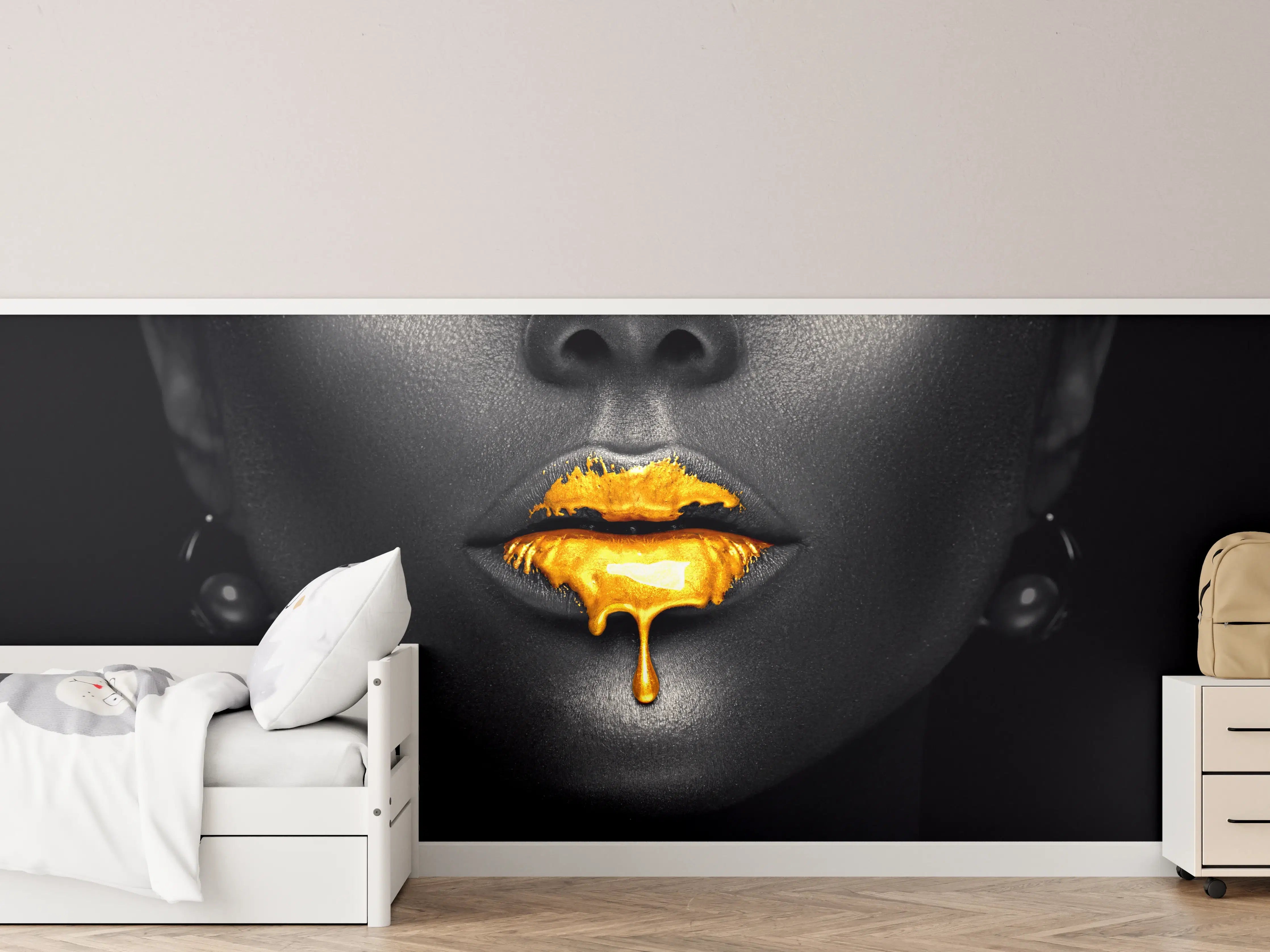 Kinderzimmer Wandgestaltung - Goldene Make-up Lippen