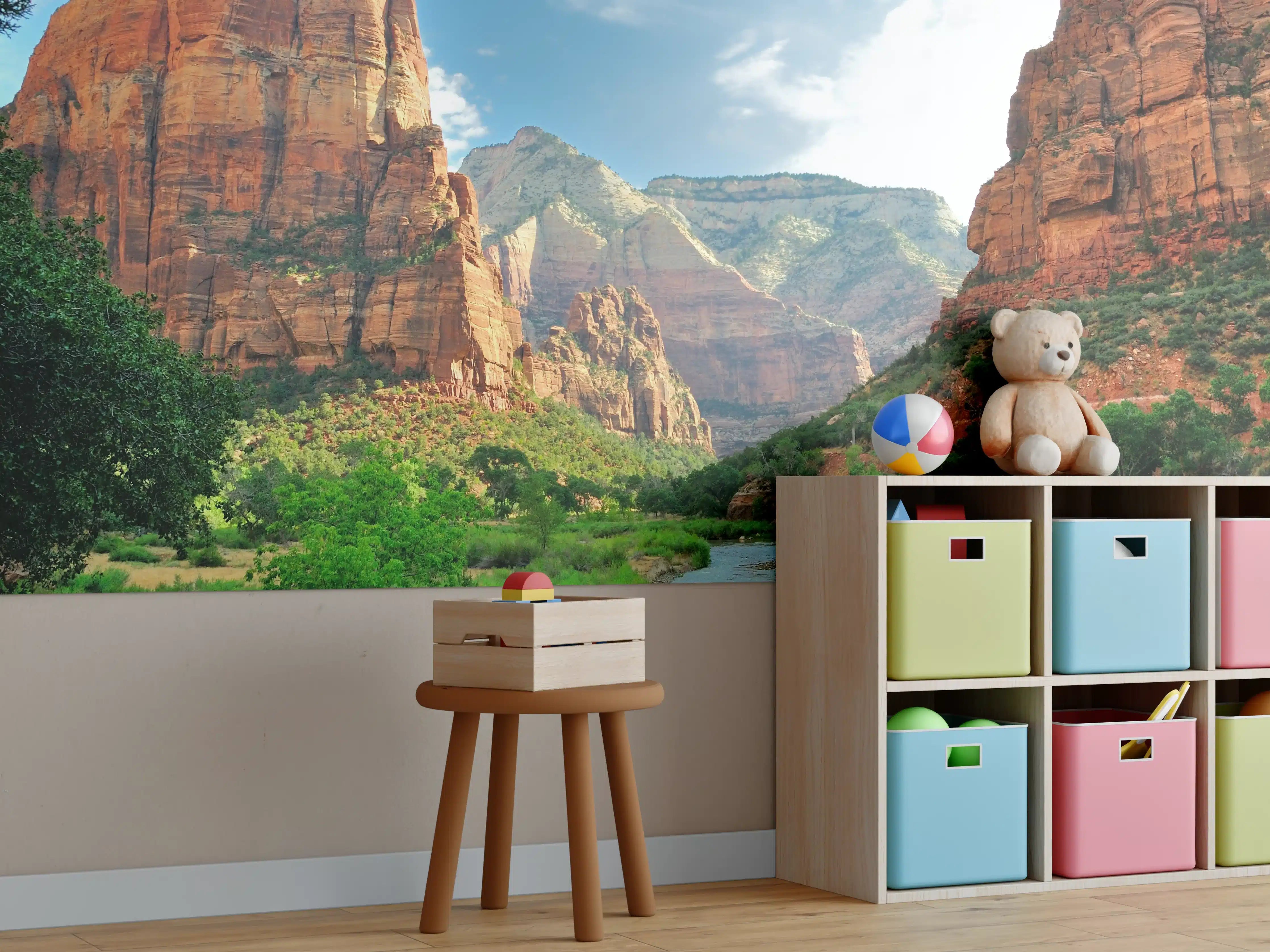 Kinderzimmer Wandgestaltung - Grandiose Canyonlandschaft mit Fluss, saftig grün und imposanten Felsformationen
