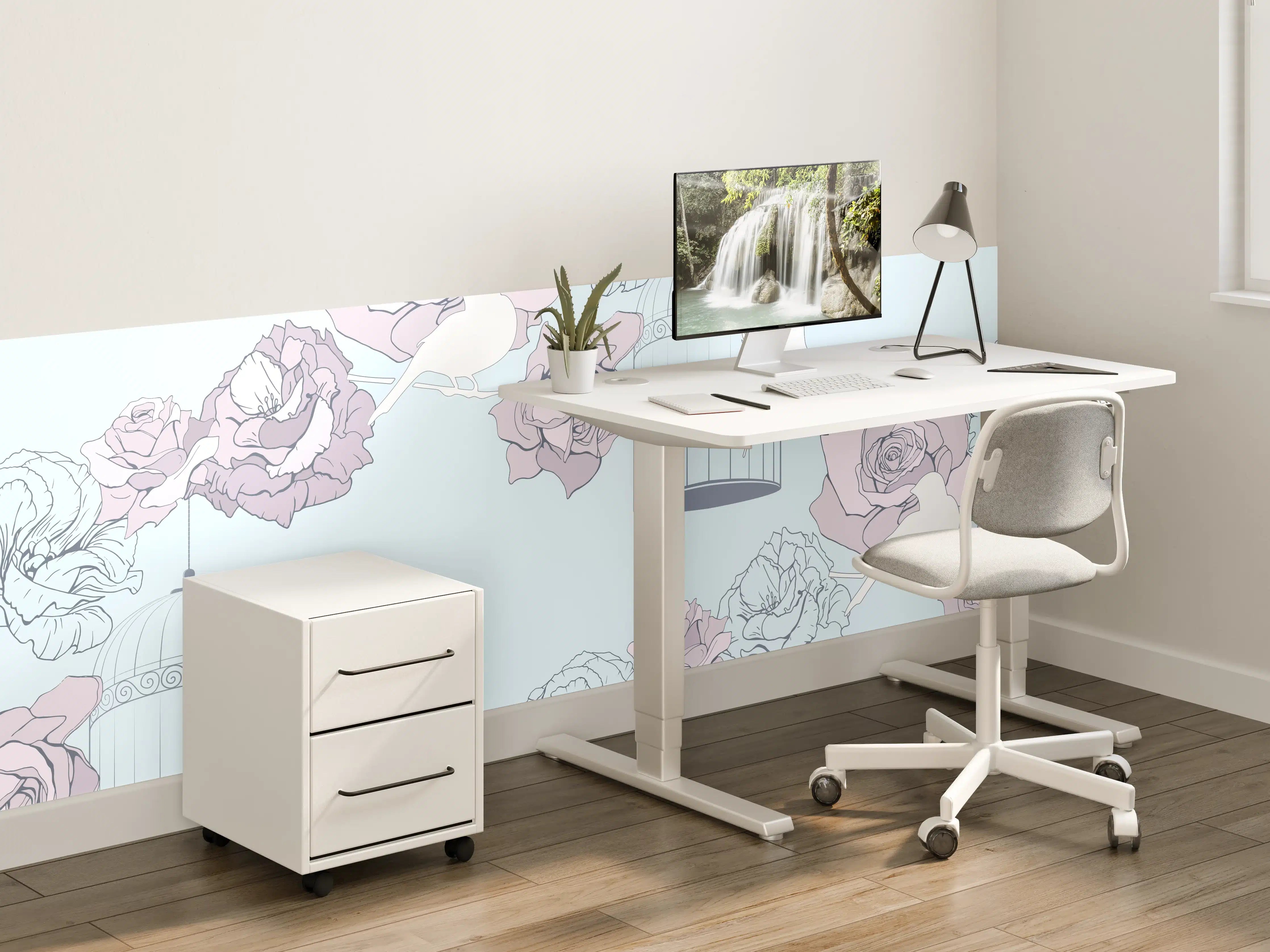 Kinderzimmer Wandgestaltung - Himmlische Rosen und Hummeln in Pastell