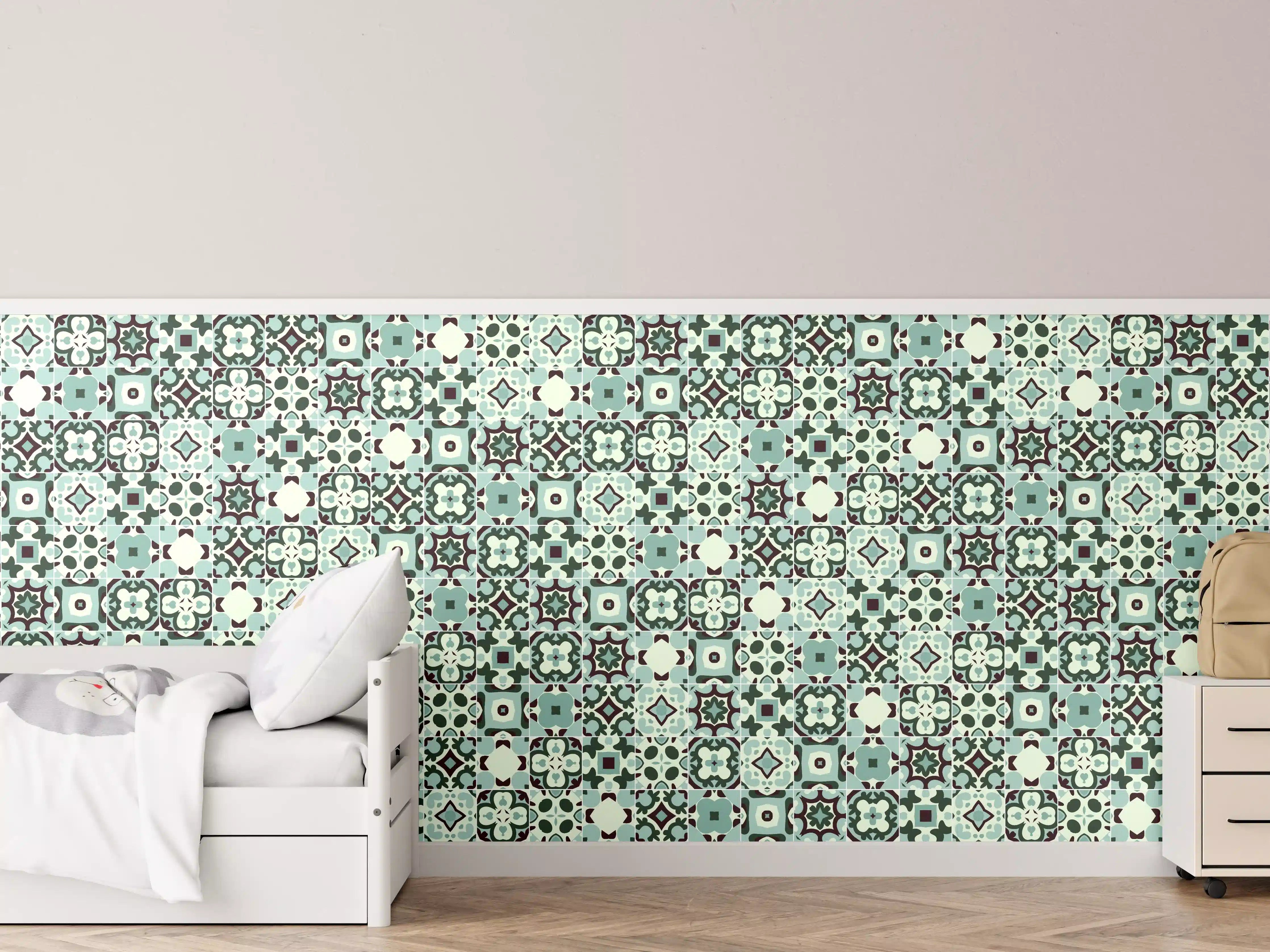 Kinderzimmer Wandgestaltung - Historischer Fliesenmuster in Türkis und Braun