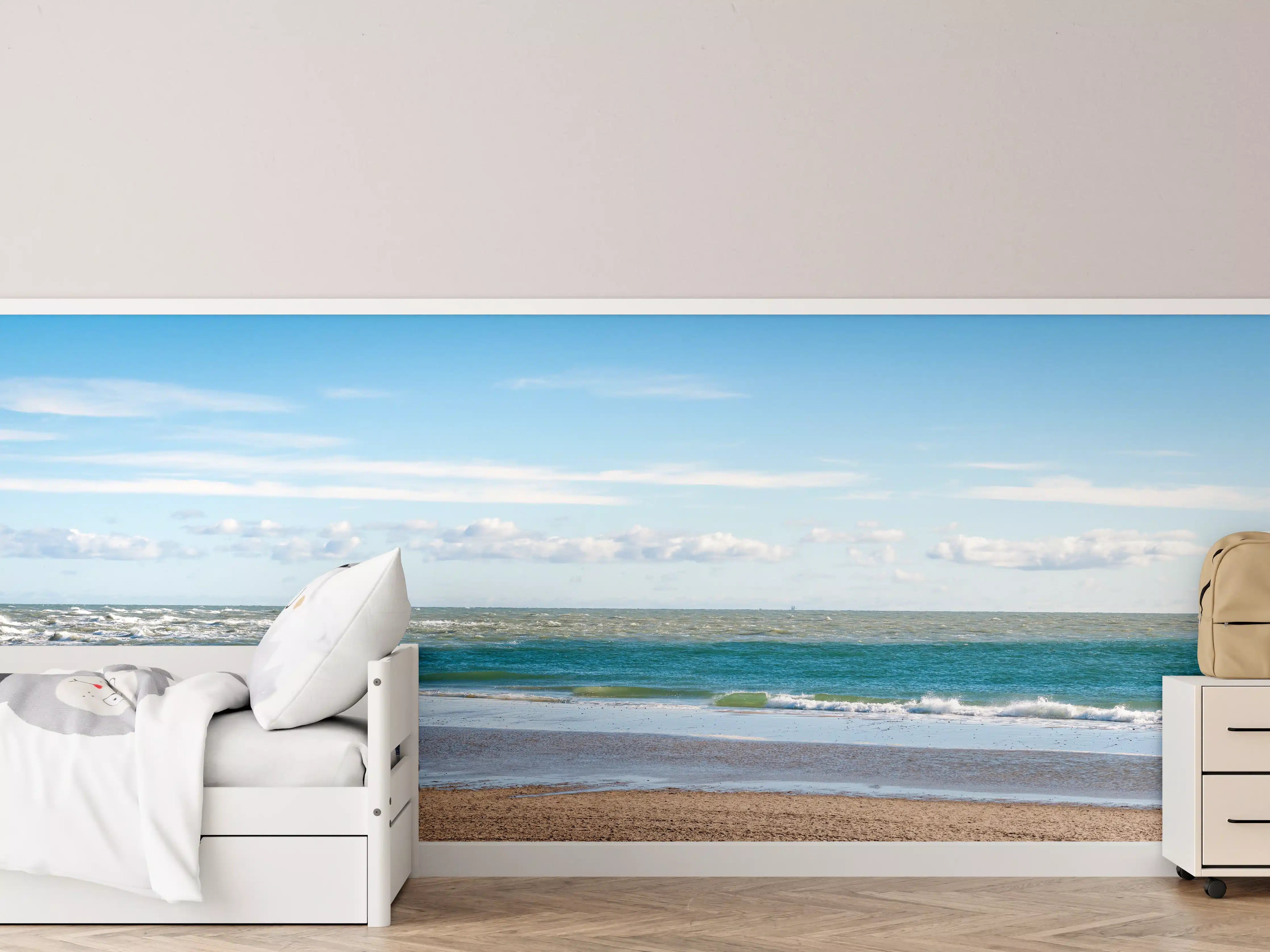 Kinderzimmer Wandgestaltung - Idyllische Küstenlandschaft mit sanften Wellen