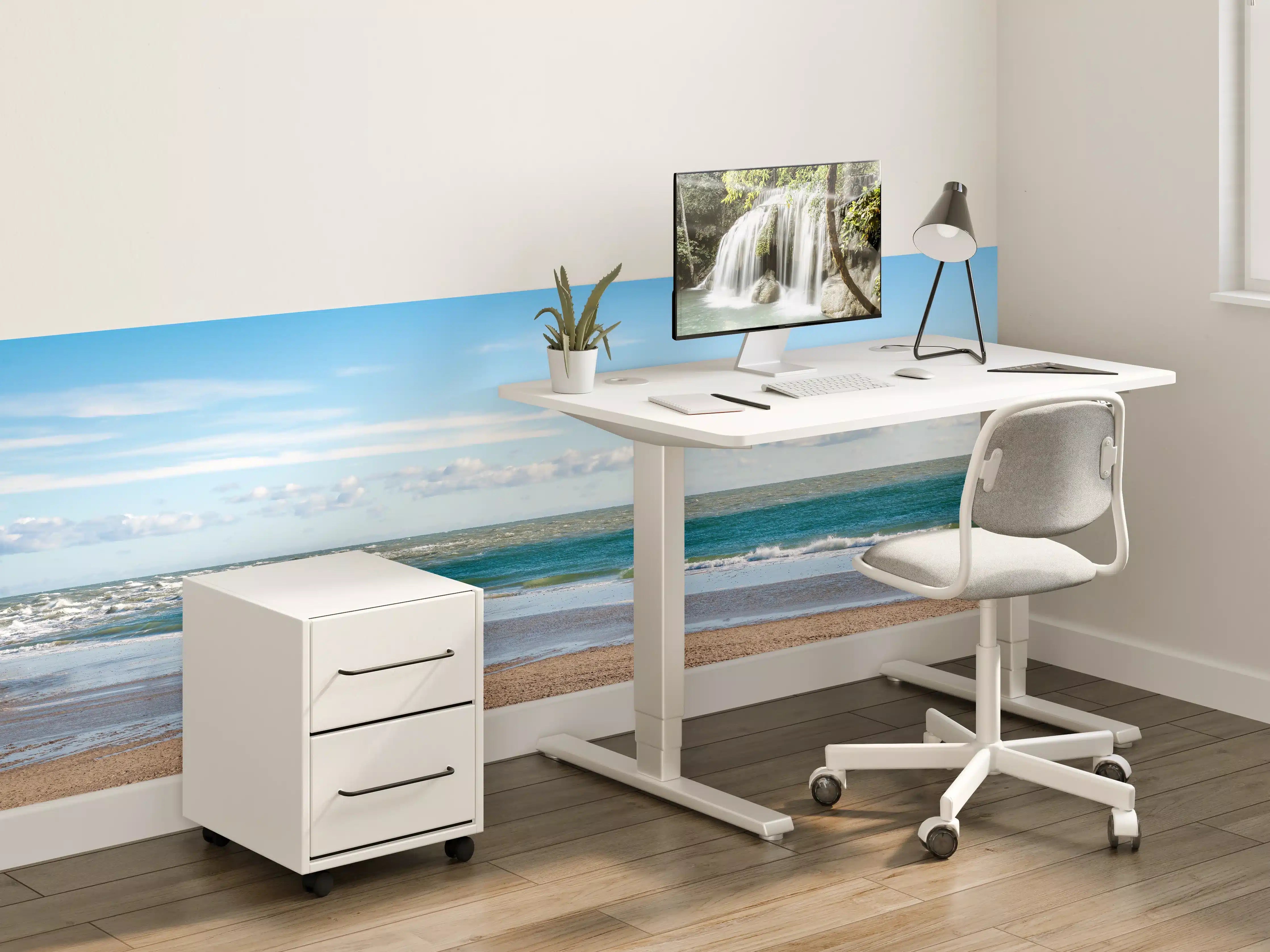 Kinderzimmer Wandgestaltung - Idyllische Küstenlandschaft mit sanften Wellen