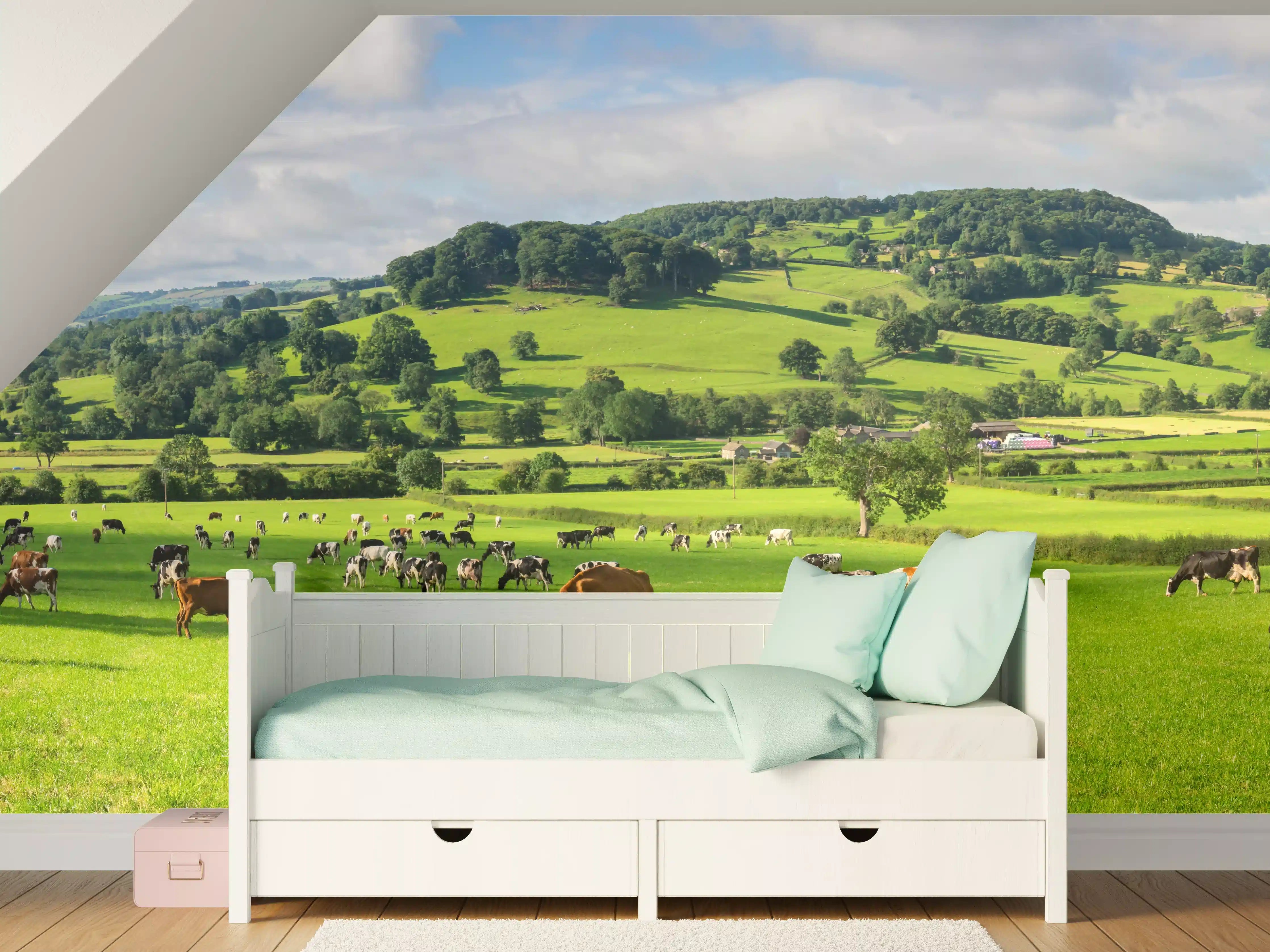 Kinderzimmer Wandgestaltung - Idyllische Landschaft mit Weidenden Pferden