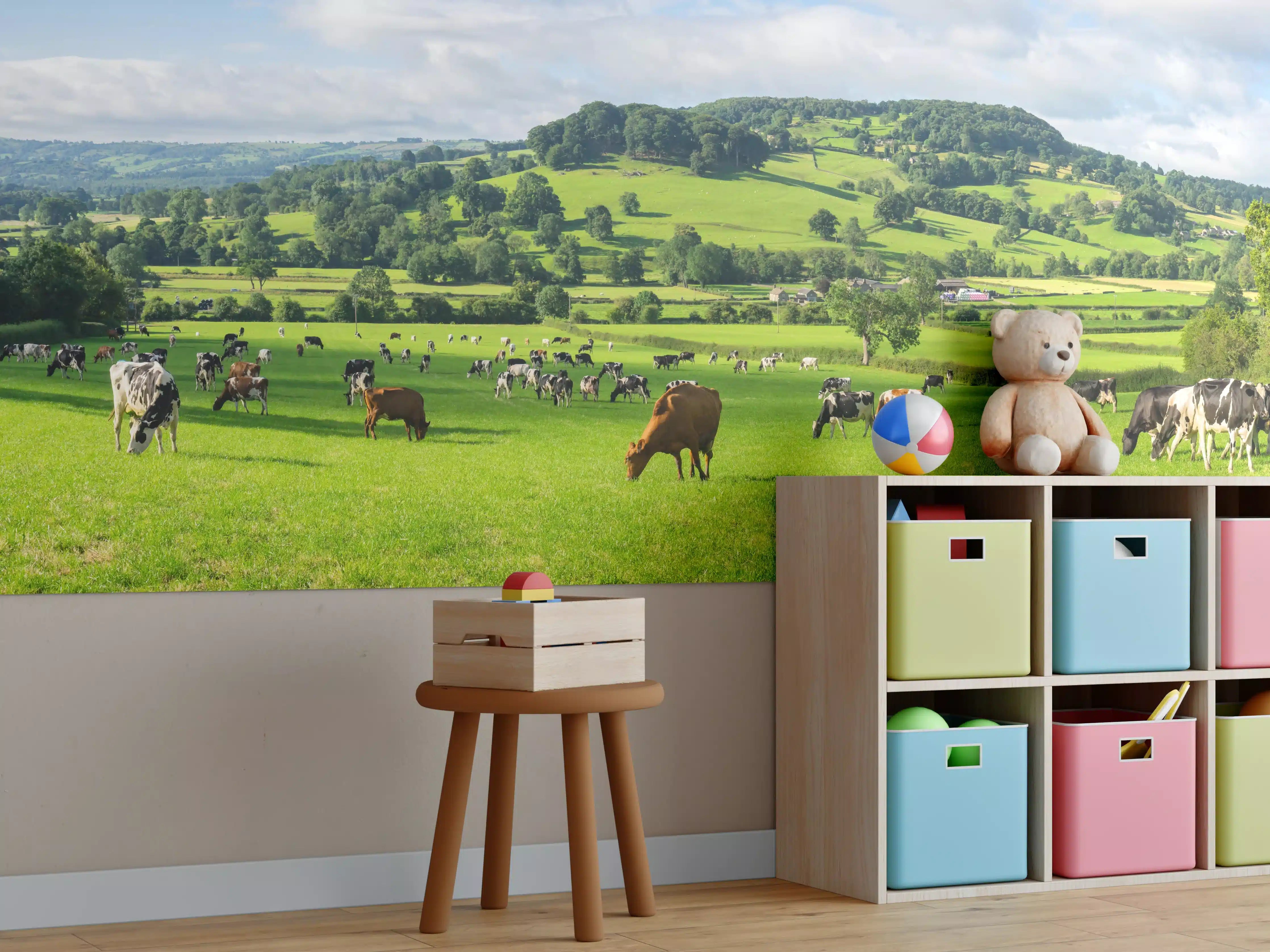 Kinderzimmer Wandgestaltung - Idyllische Landschaft mit Weidenden Pferden
