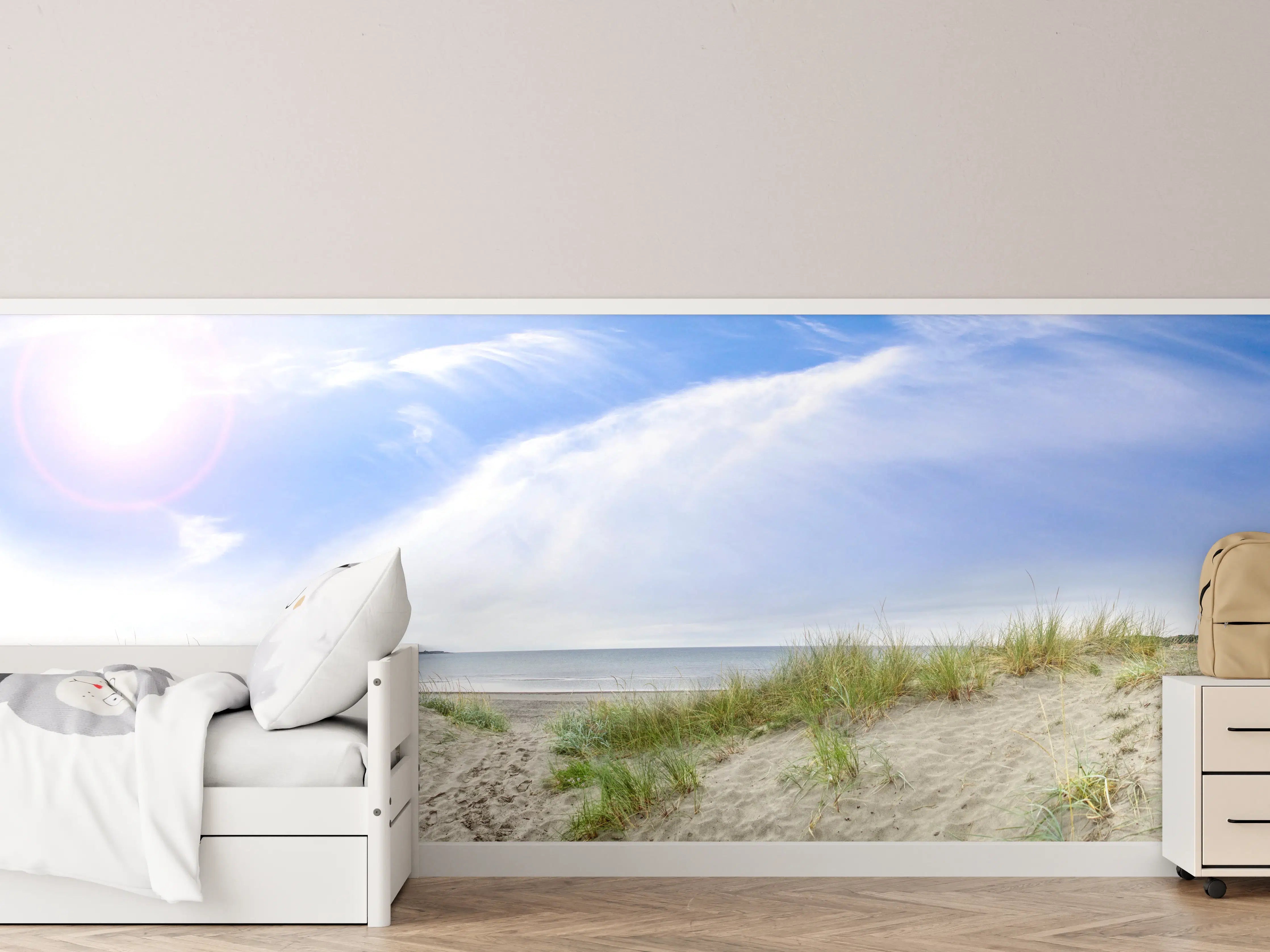 Kinderzimmer Wandgestaltung - Idyllische Strandlandschaft mit Himmel und Meer