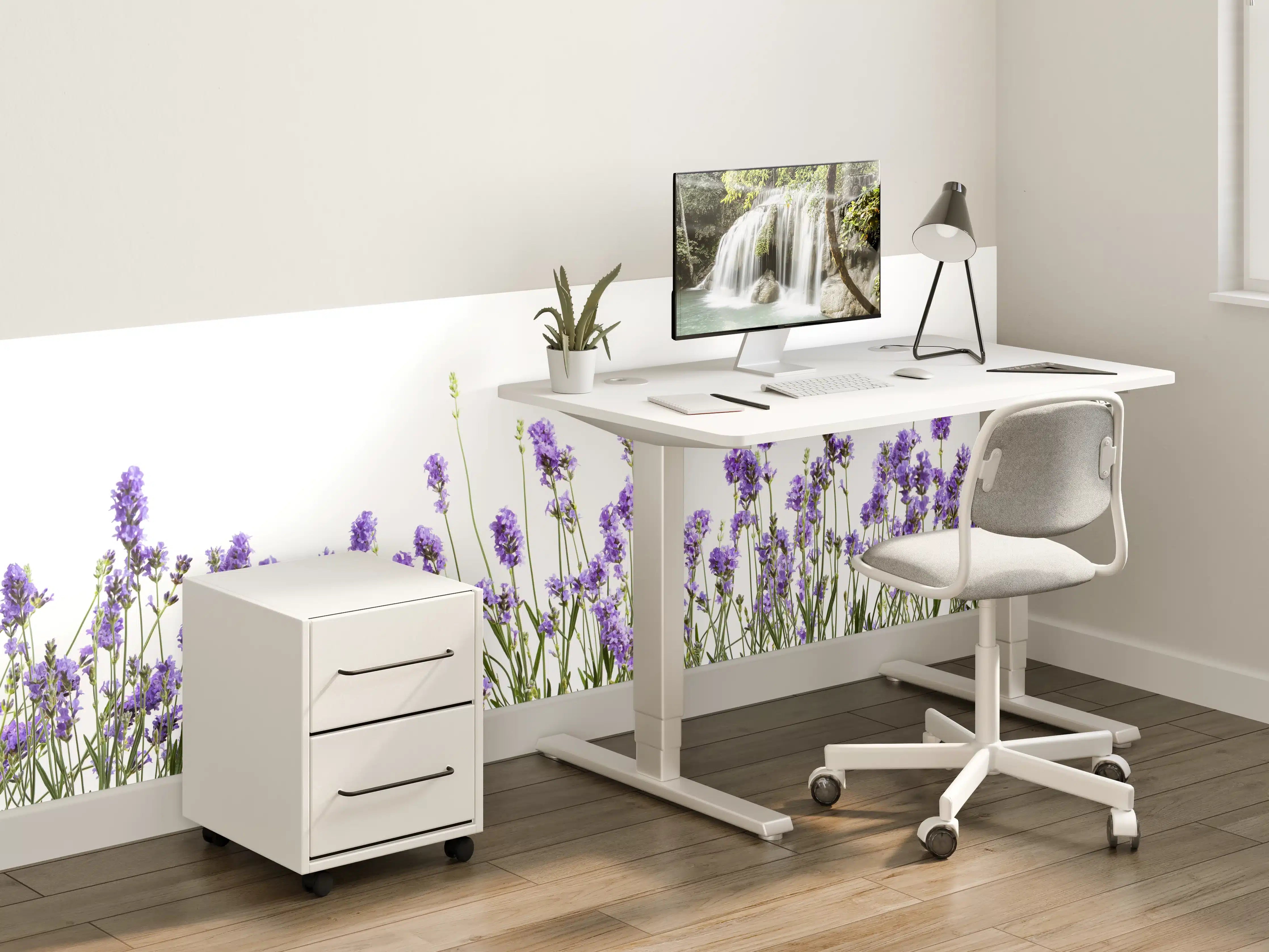 Kinderzimmer Wandgestaltung - Lavendelblüten in zarten Lilatönen