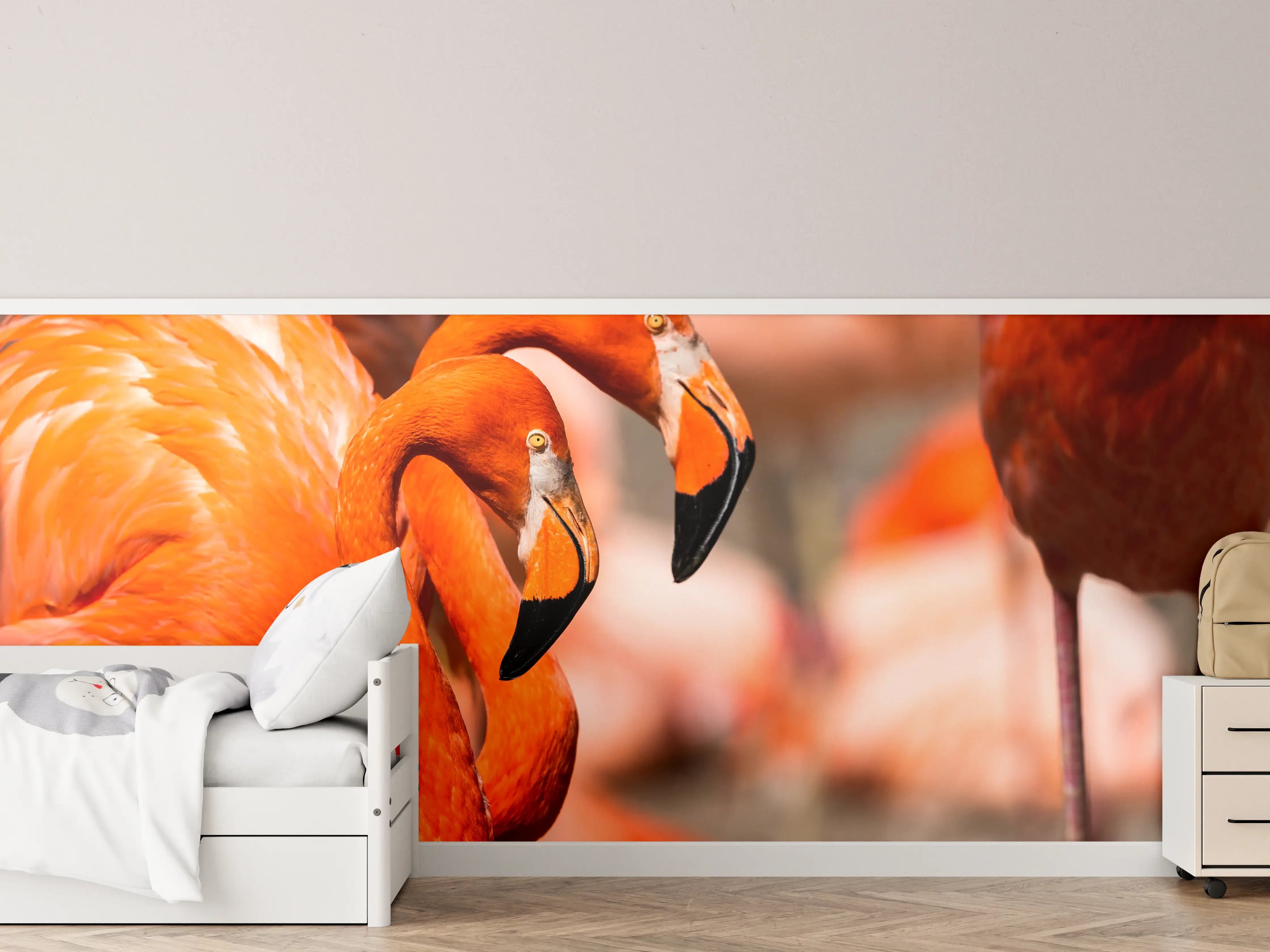 Kinderzimmer Wandgestaltung - Lebendige Flamingos in natürlicher Umgebung