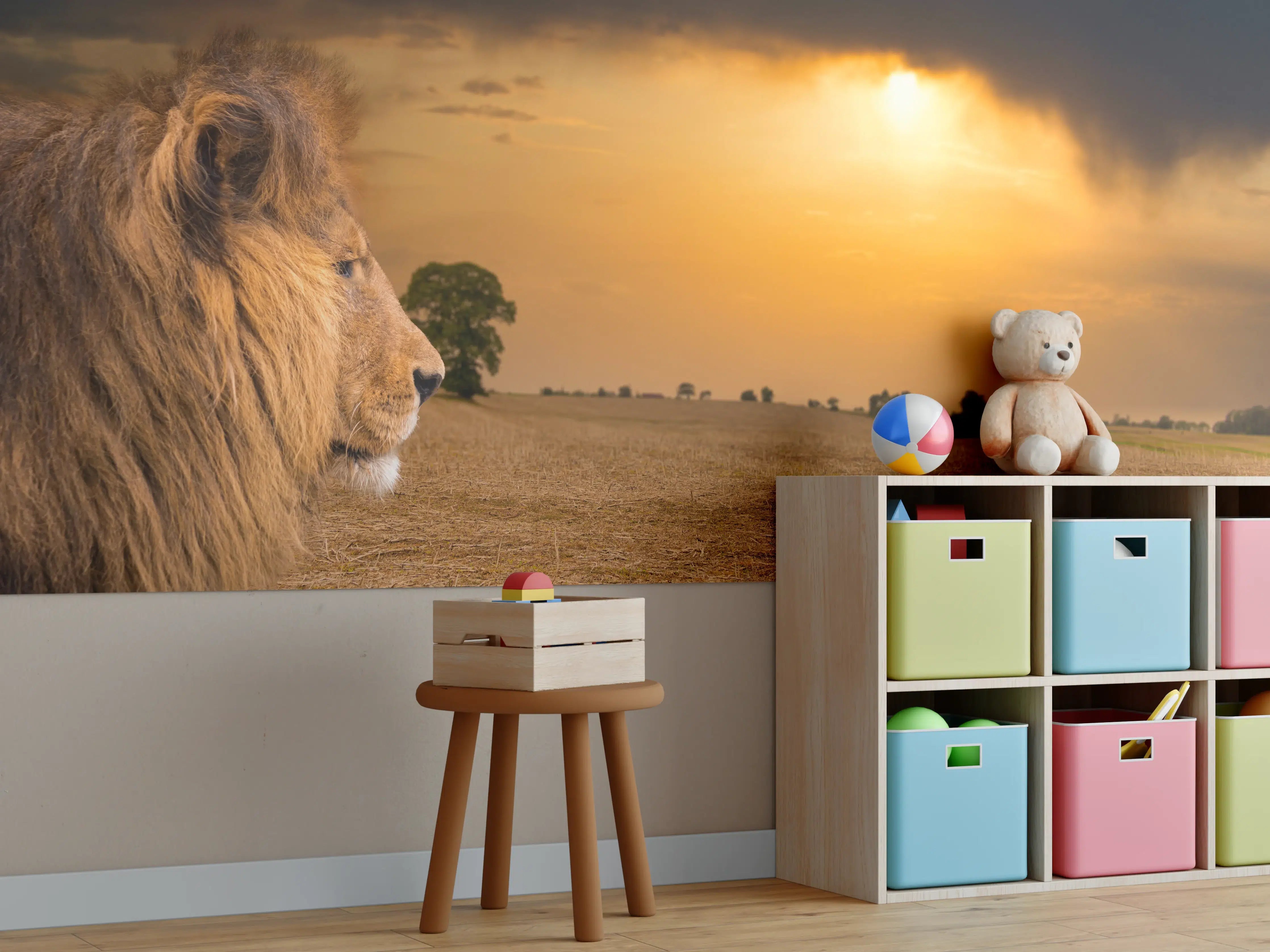 Kinderzimmer Wandgestaltung - Löwe in Steppe im Sonnenuntergang