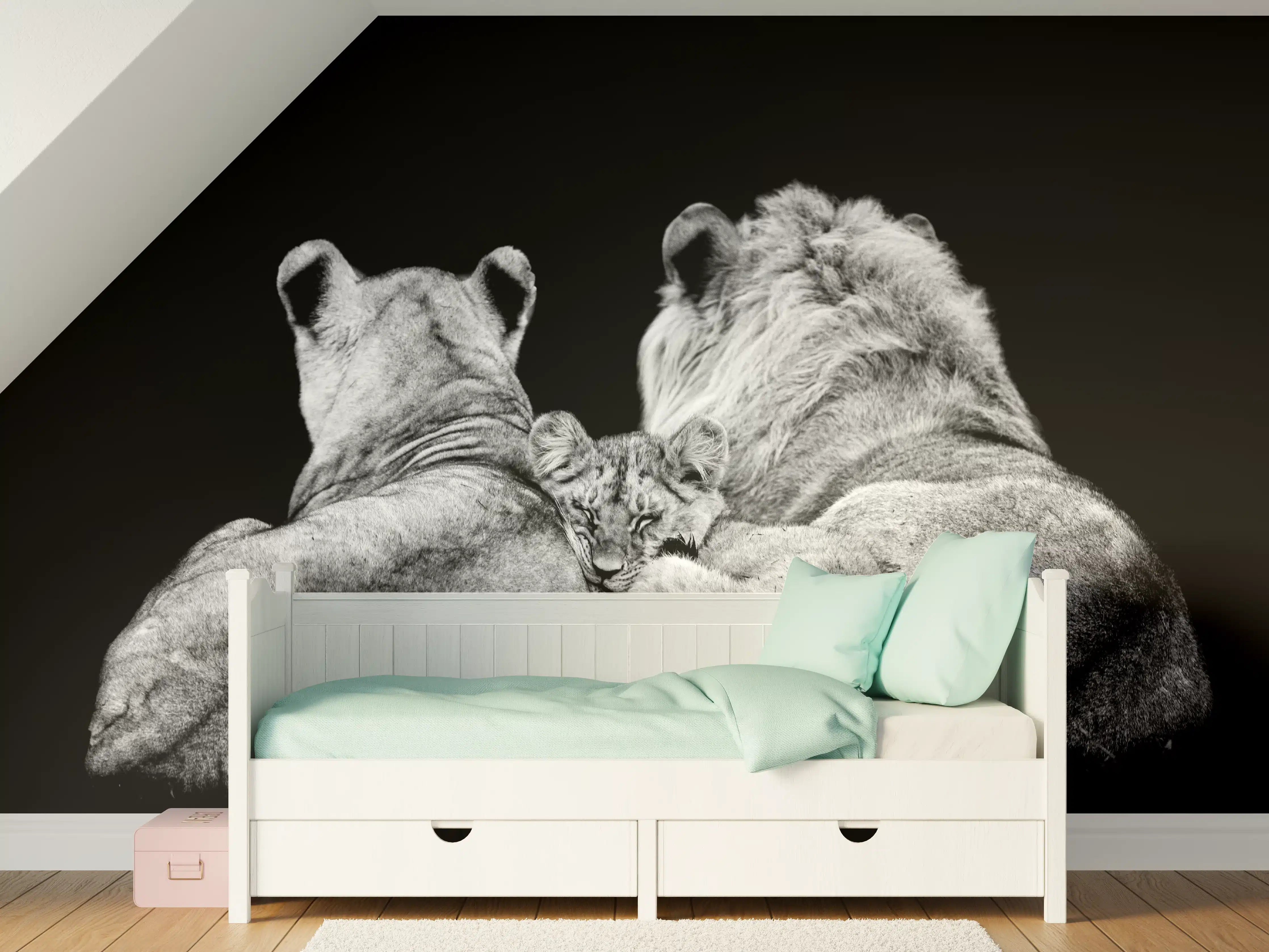 Kinderzimmer Wandgestaltung - Löwenfamilie liegend mit schwarzem Hintergrund