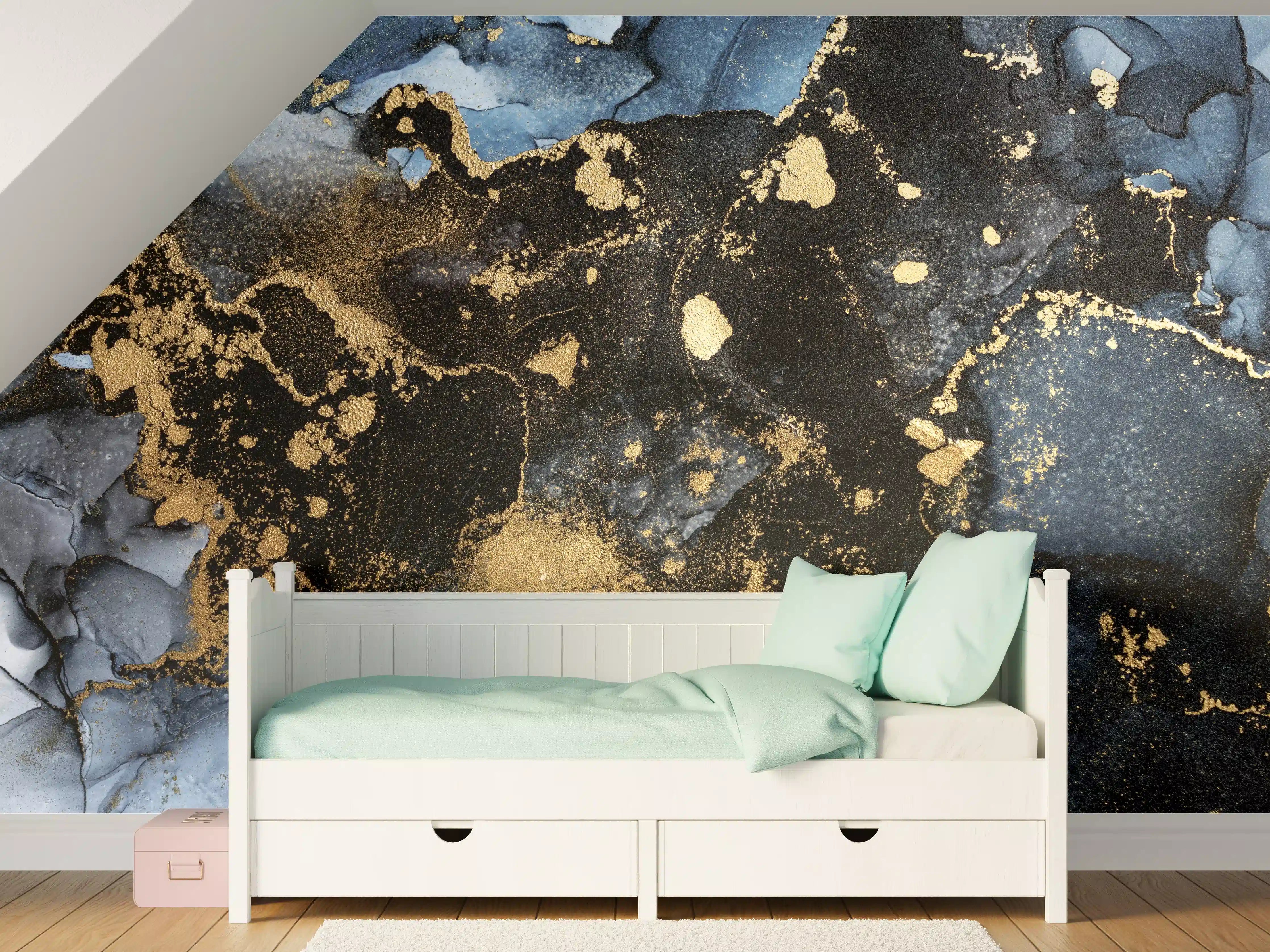 Kinderzimmer Wandgestaltung - Luxuriöse Gold- und Blau-Töne