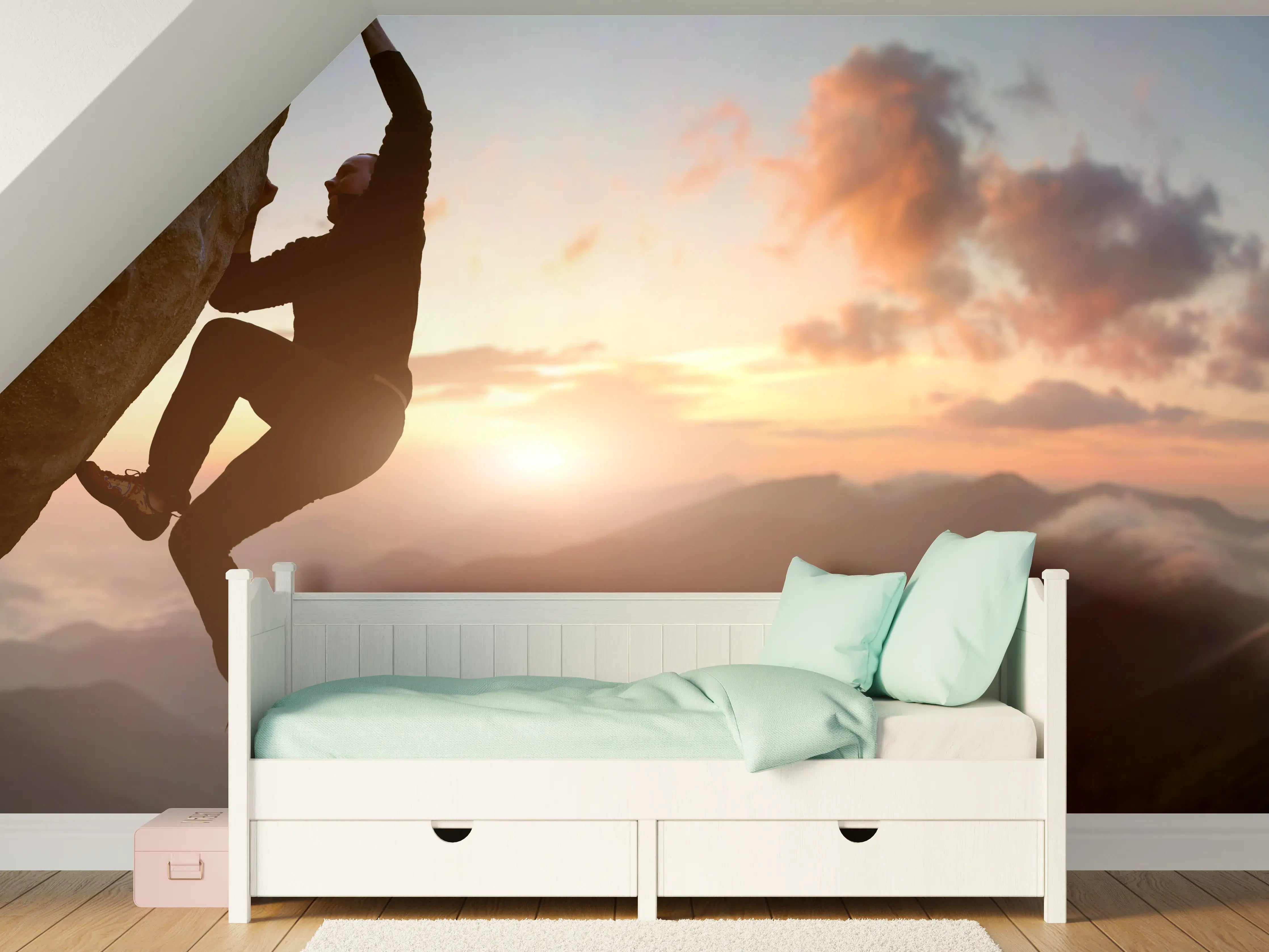 Kinderzimmer Wandgestaltung - Männlicher Kletterer bei Sonnenuntergang