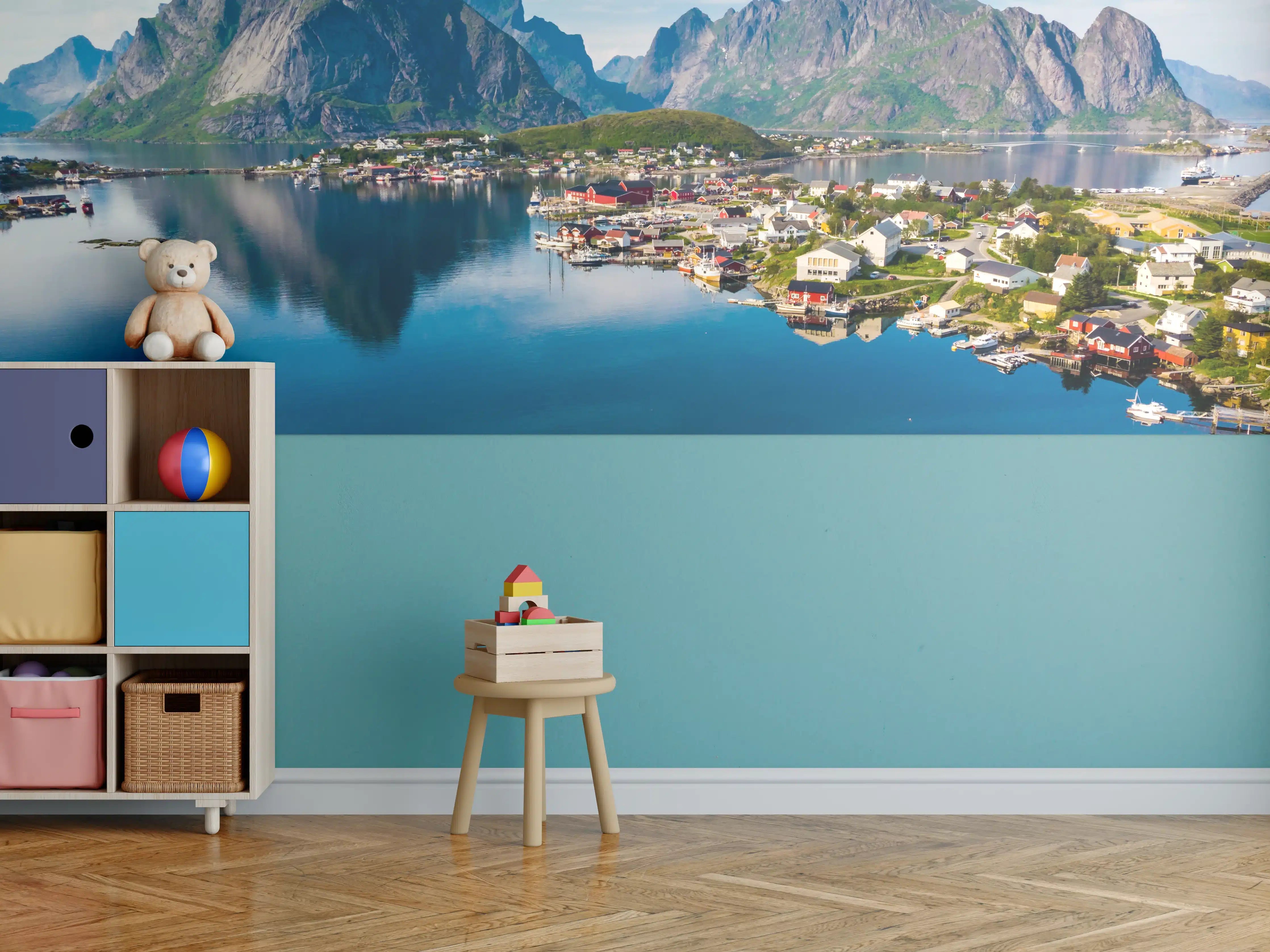 Kinderzimmer Wandgestaltung - Majestätische Berge und ruhiger Fjord