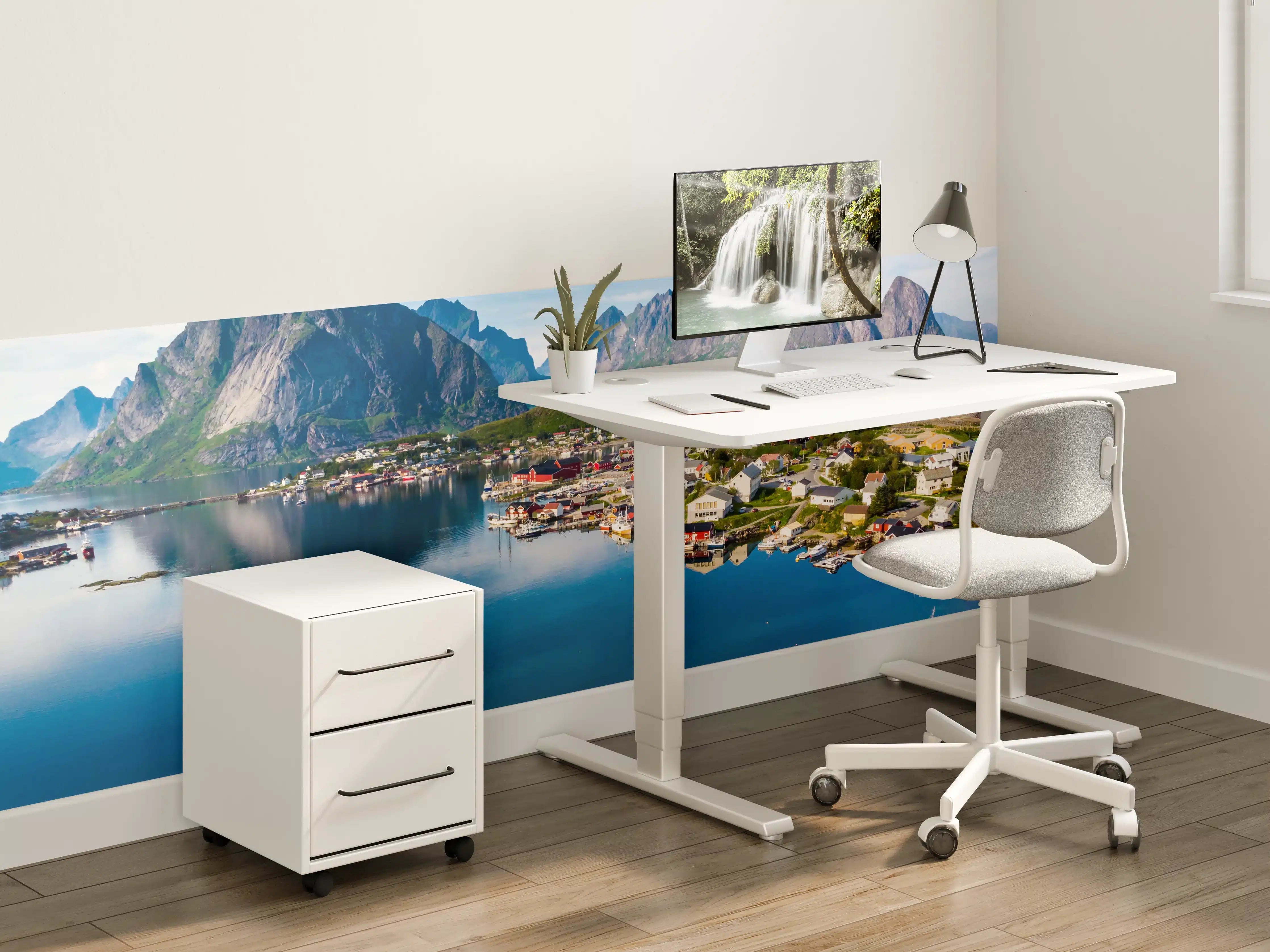 Kinderzimmer Wandgestaltung - Majestätische Berge und ruhiger Fjord