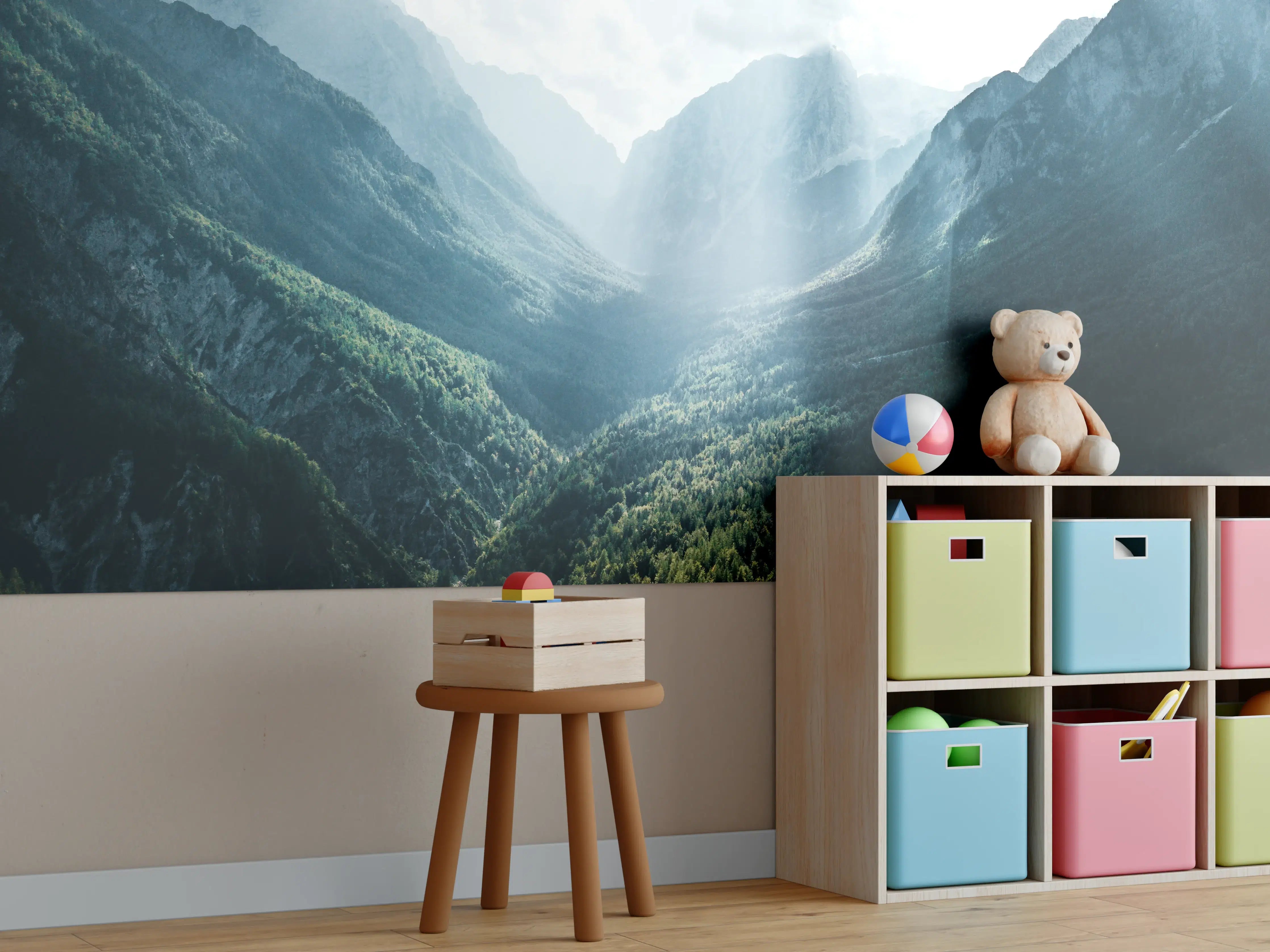 Kinderzimmer Wandgestaltung - Majestätische Bergwelt mit Sonnenstrahlen