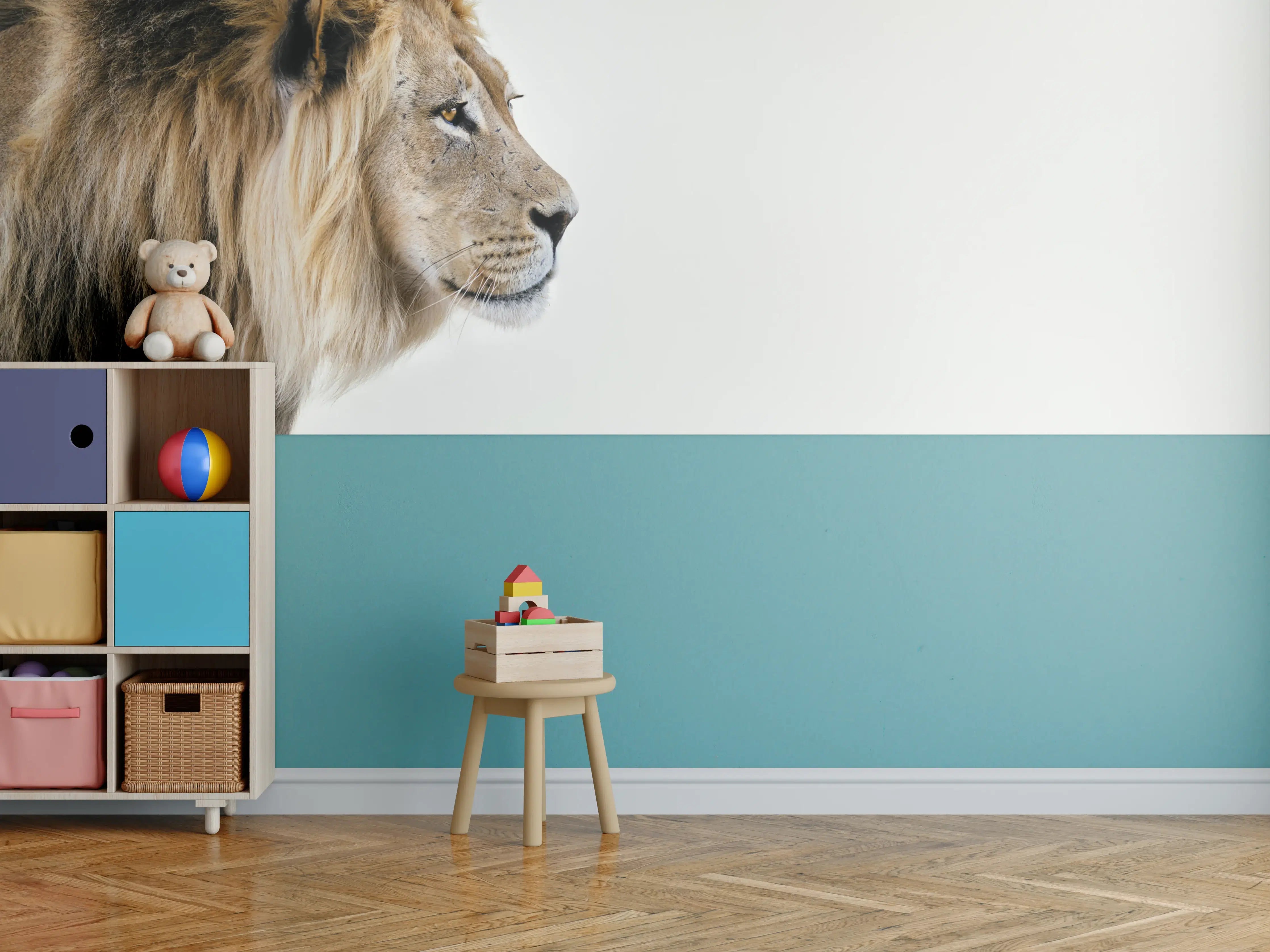 Kinderzimmer Wandgestaltung - Majestätischer Löwe vor neutralem Hintergrund
