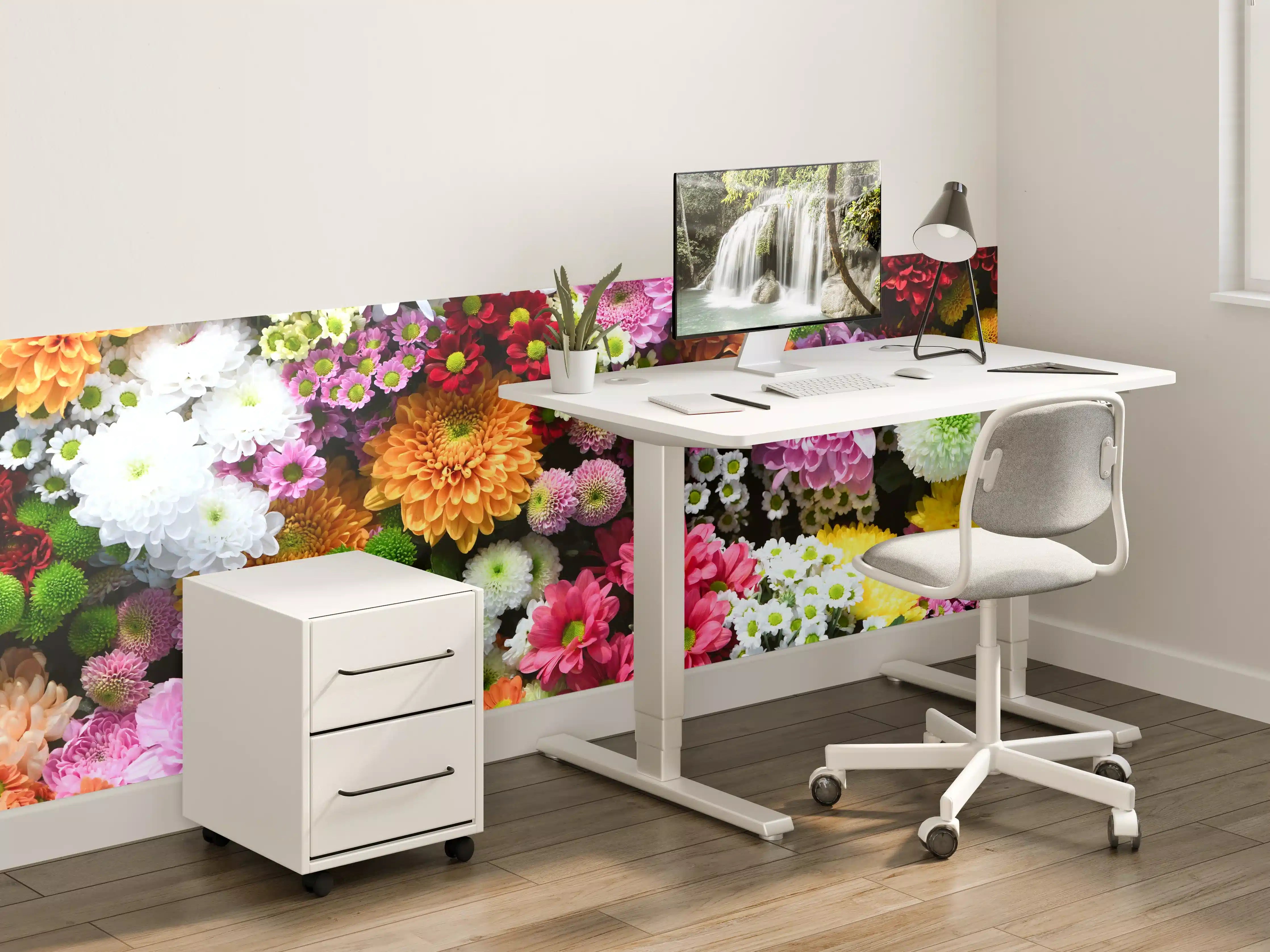 Kinderzimmer Wandgestaltung - Mix aus bunten Frühlingsblumen