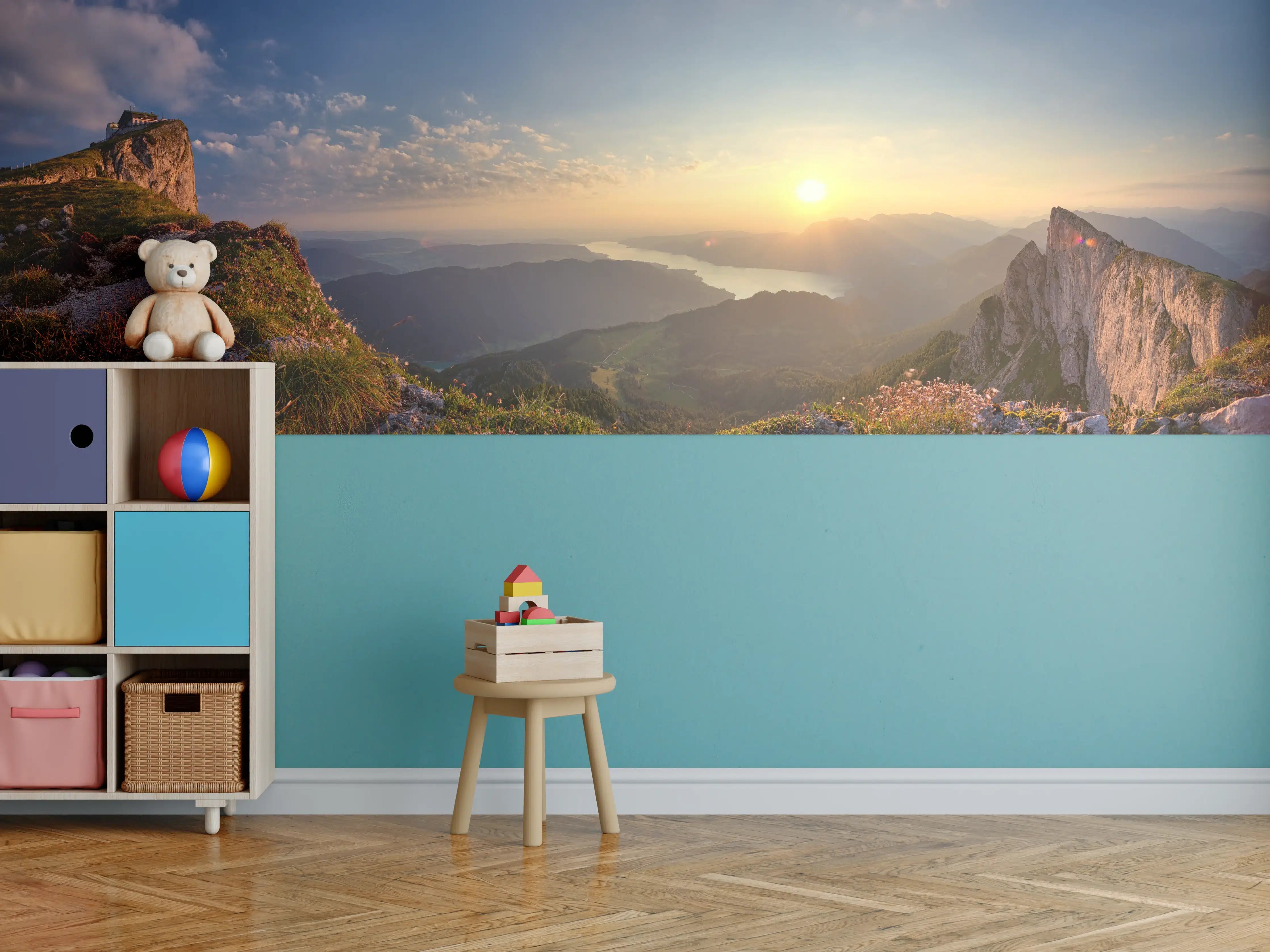 Kinderzimmer Wandgestaltung - Morgenlicht über Nebelgipfeln