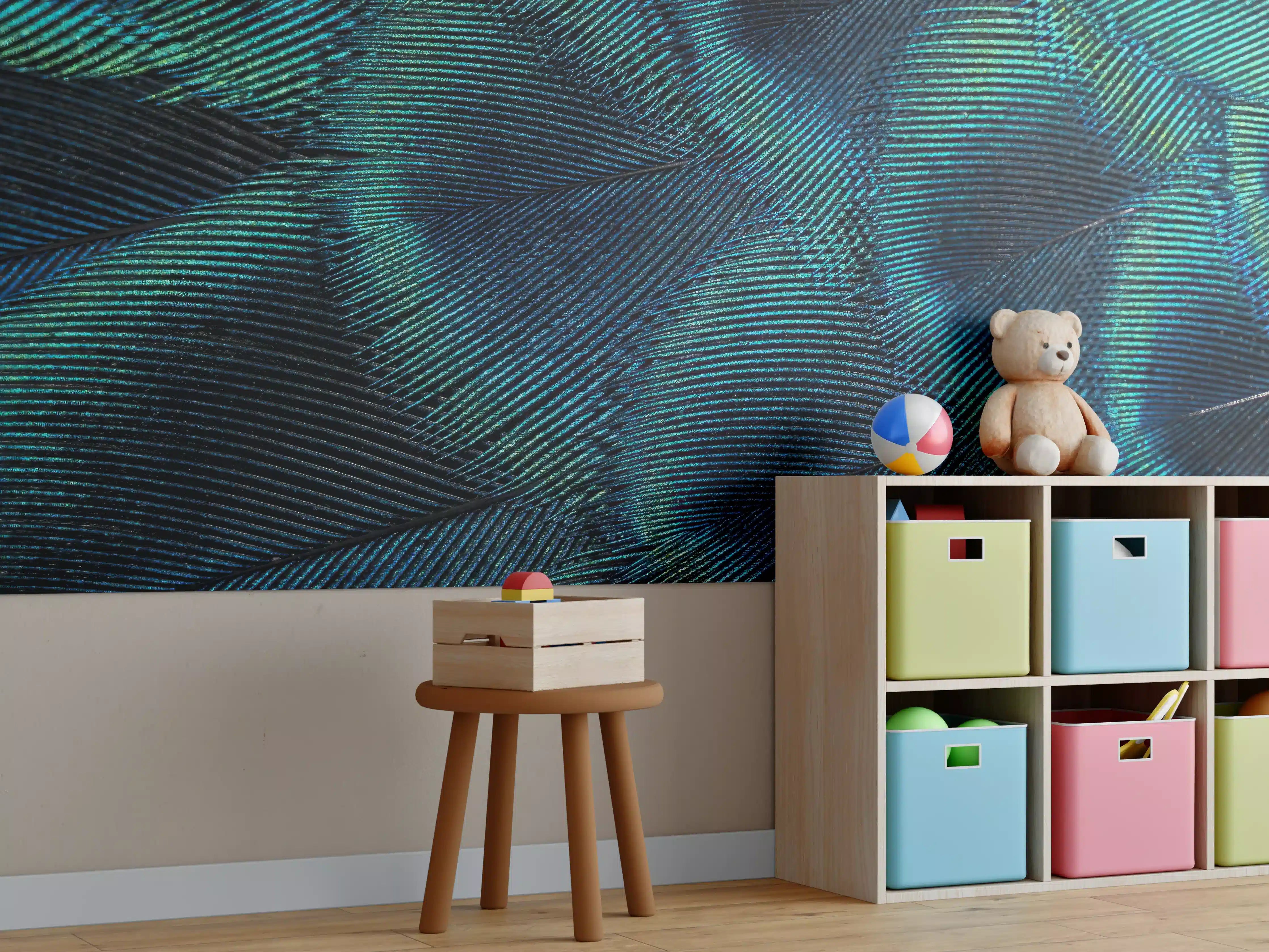 Kinderzimmer Wandgestaltung - Nahaufnahme von Pfauenfedern