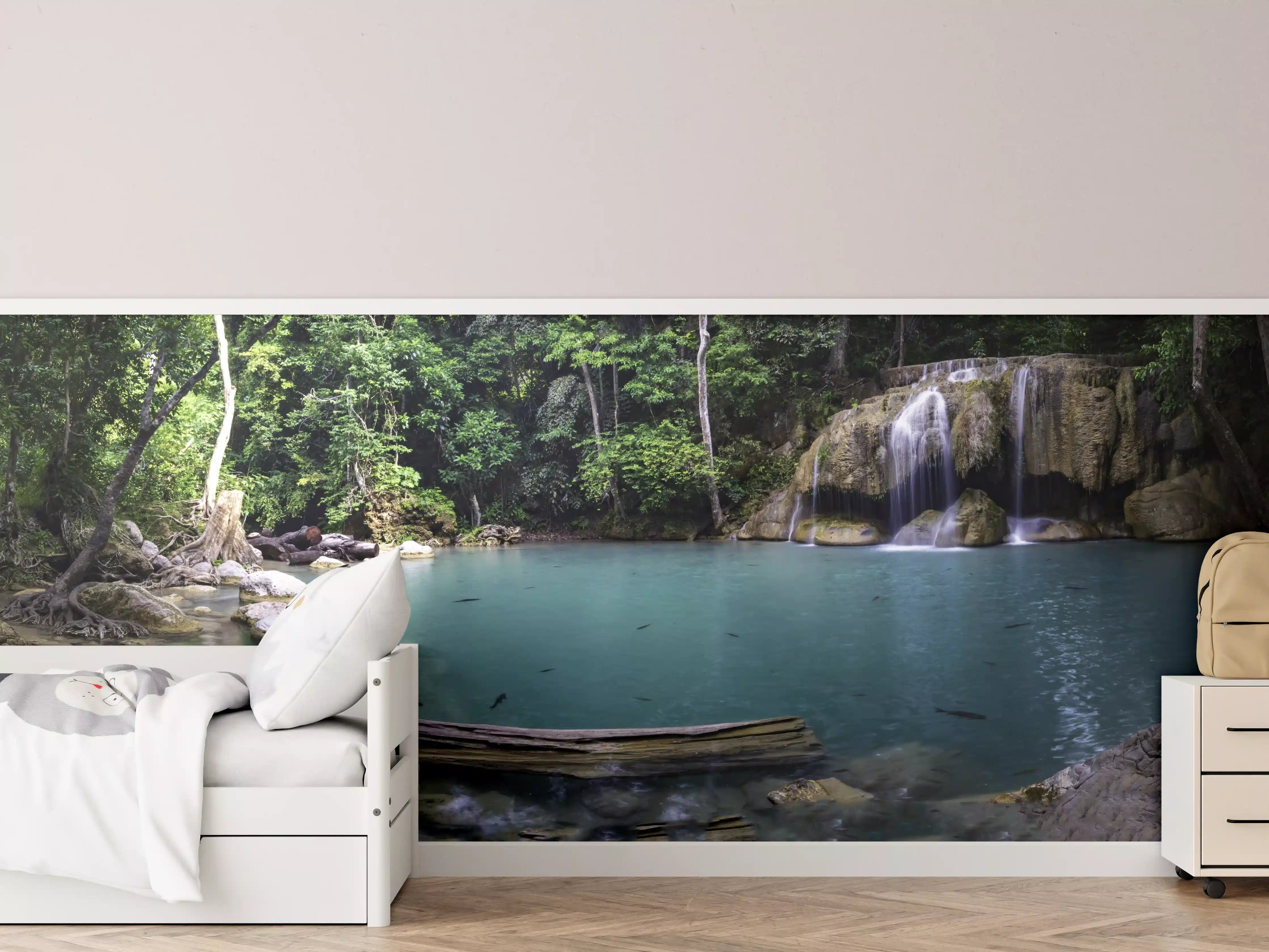 Kinderzimmer Wandgestaltung - Naturpool im Grünen