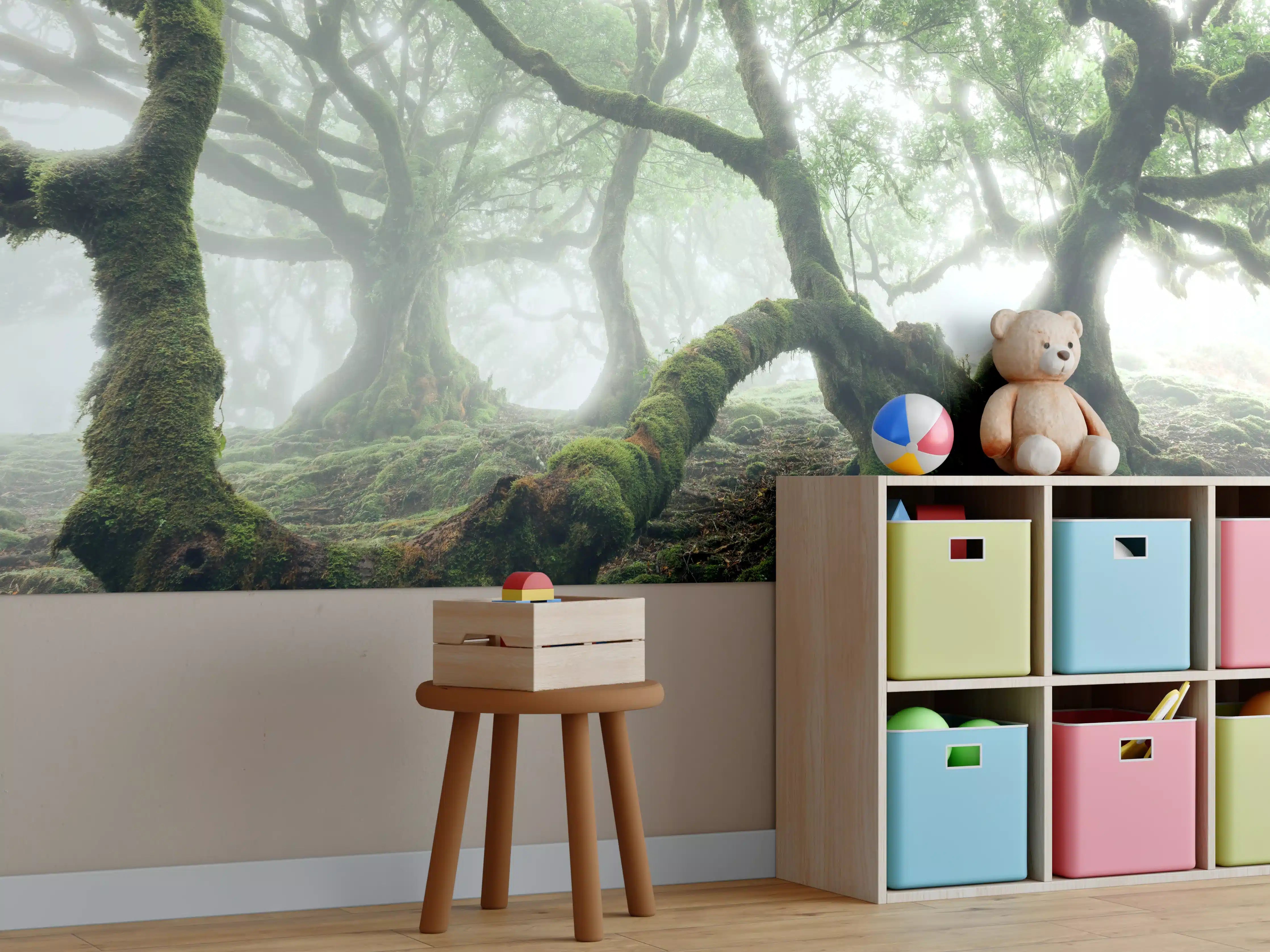 Kinderzimmer Wandgestaltung - Nebeliger, mystischer Wald