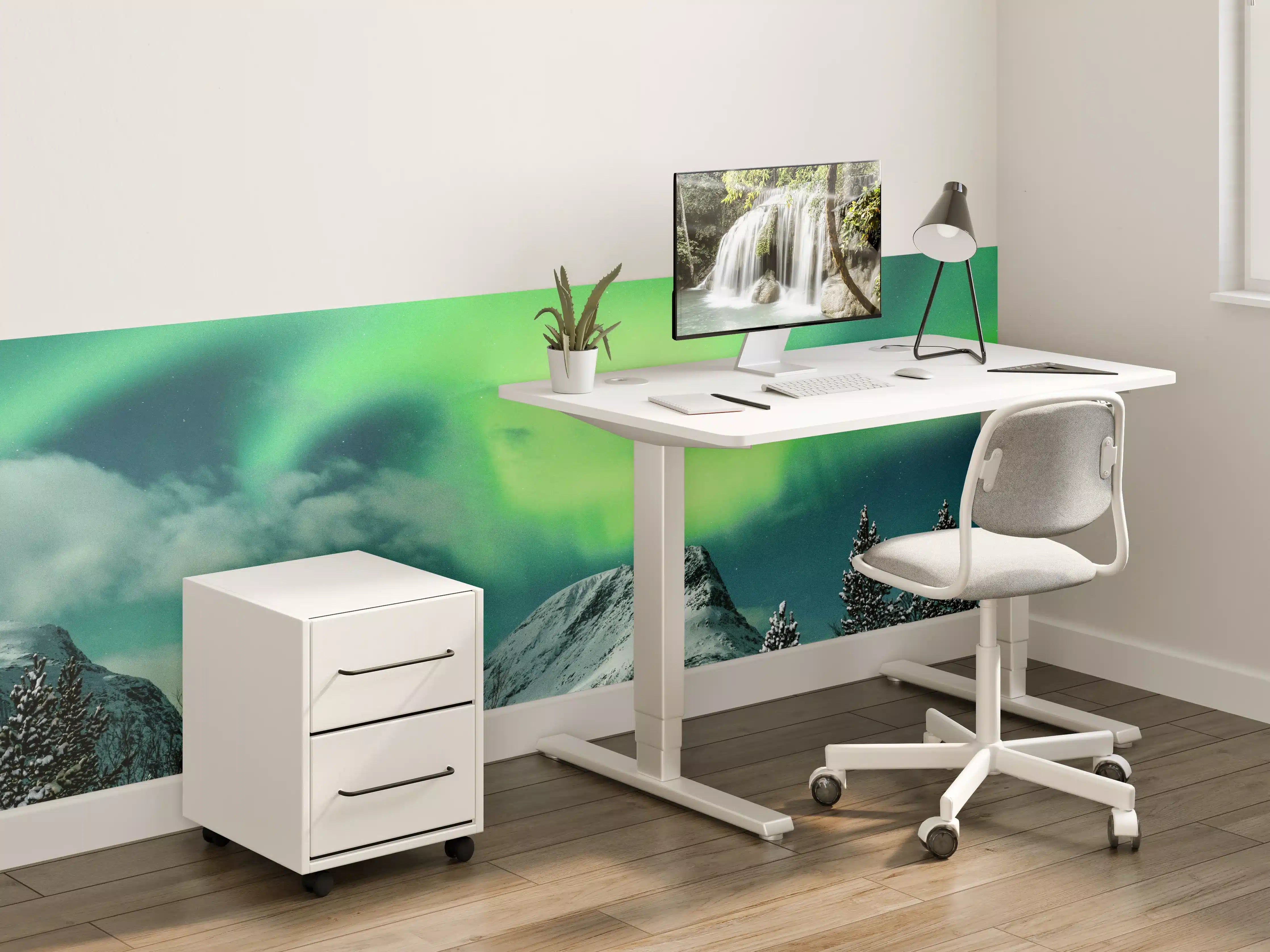 Kinderzimmer Wandgestaltung - Nordlichter über schneebedeigtem Berg