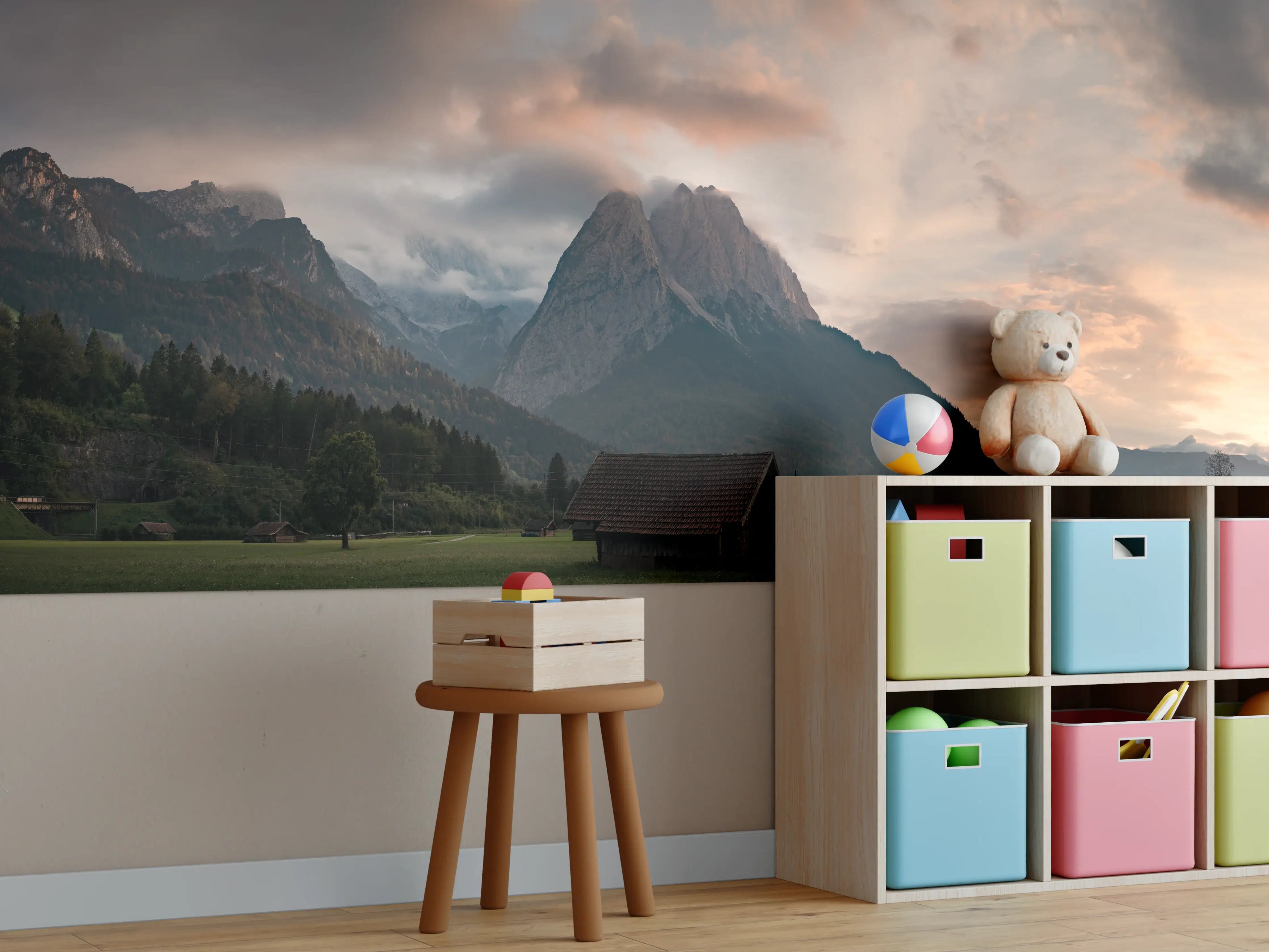 Kinderzimmer Wandgestaltung - Panorama von der wolkenverhangenen Zugspitze