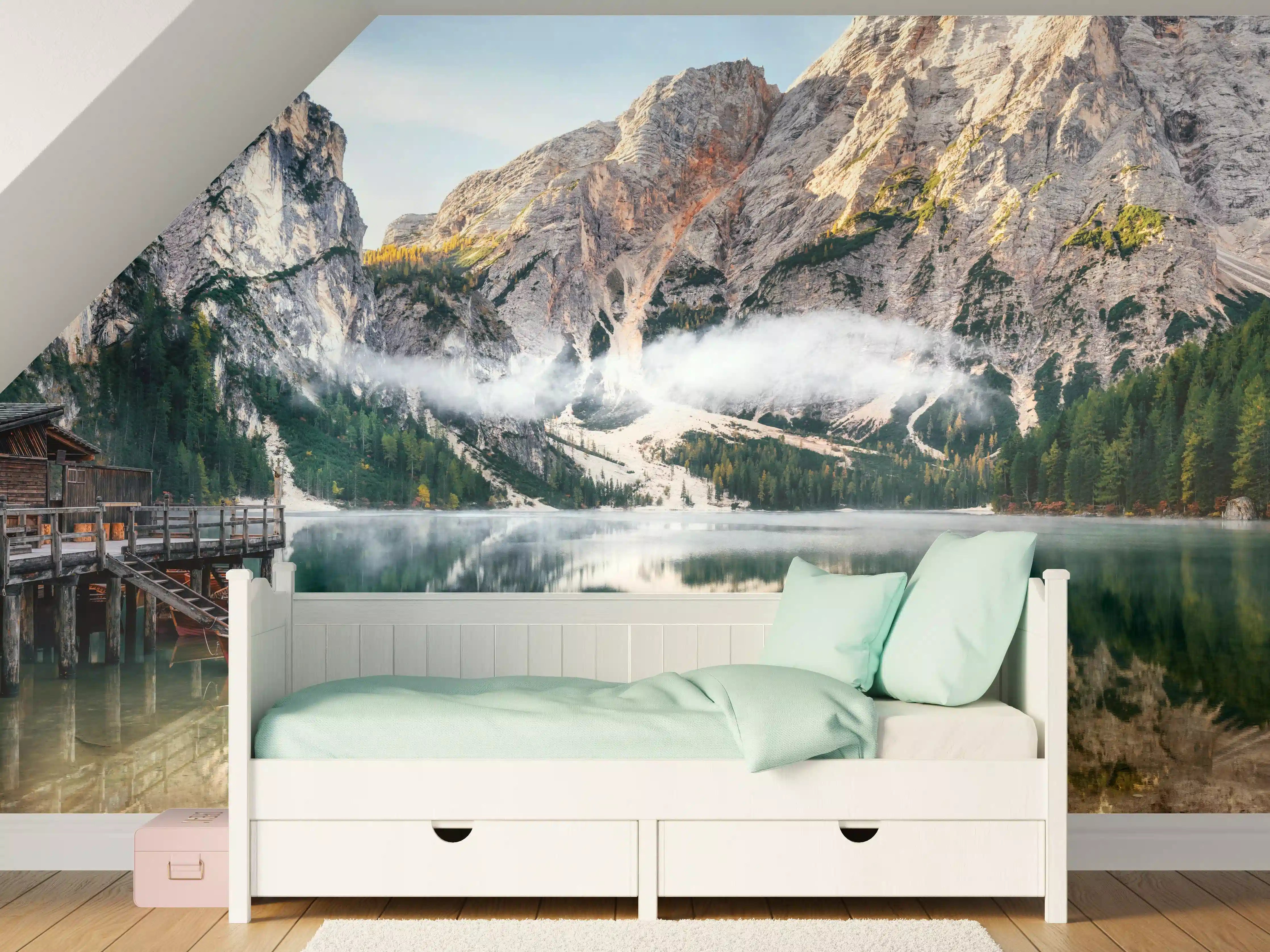 Kinderzimmer Wandgestaltung - Panoramablick auf Pragser Wildsee