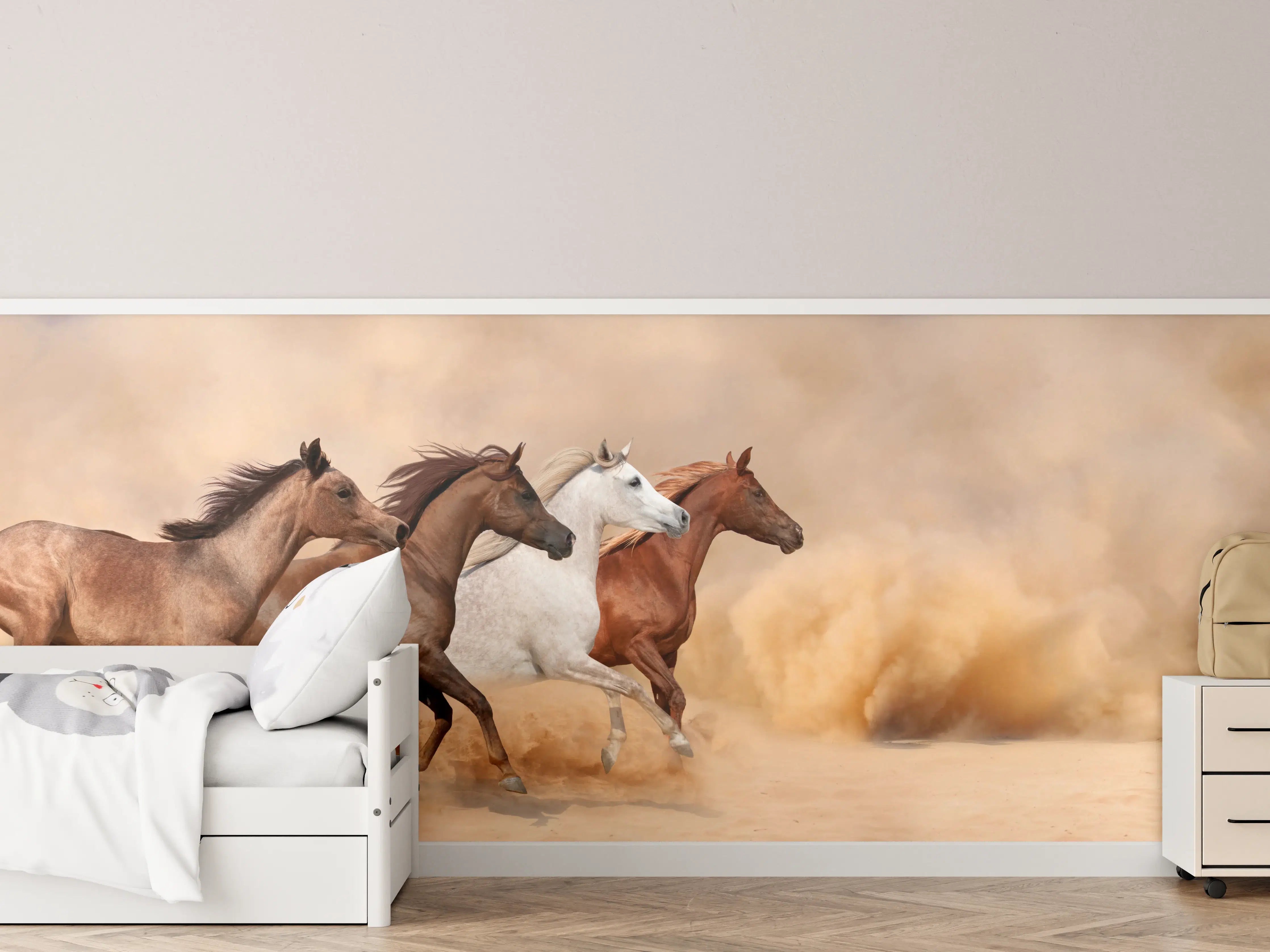 Kinderzimmer Wandgestaltung - Pferde galoppieren im Sandsturm
