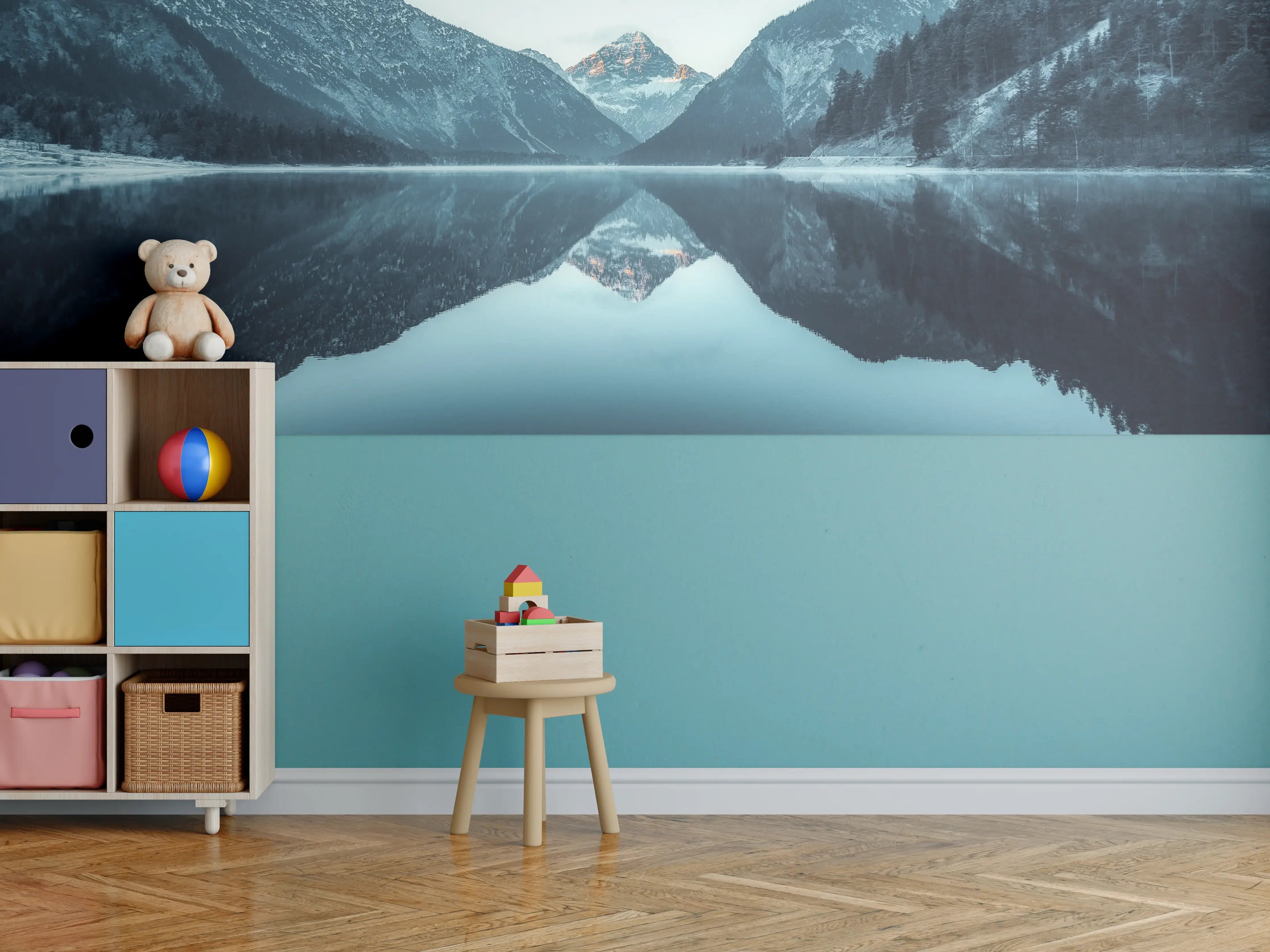 Kinderzimmer Wandgestaltung - Plansee im Winter - Österreich