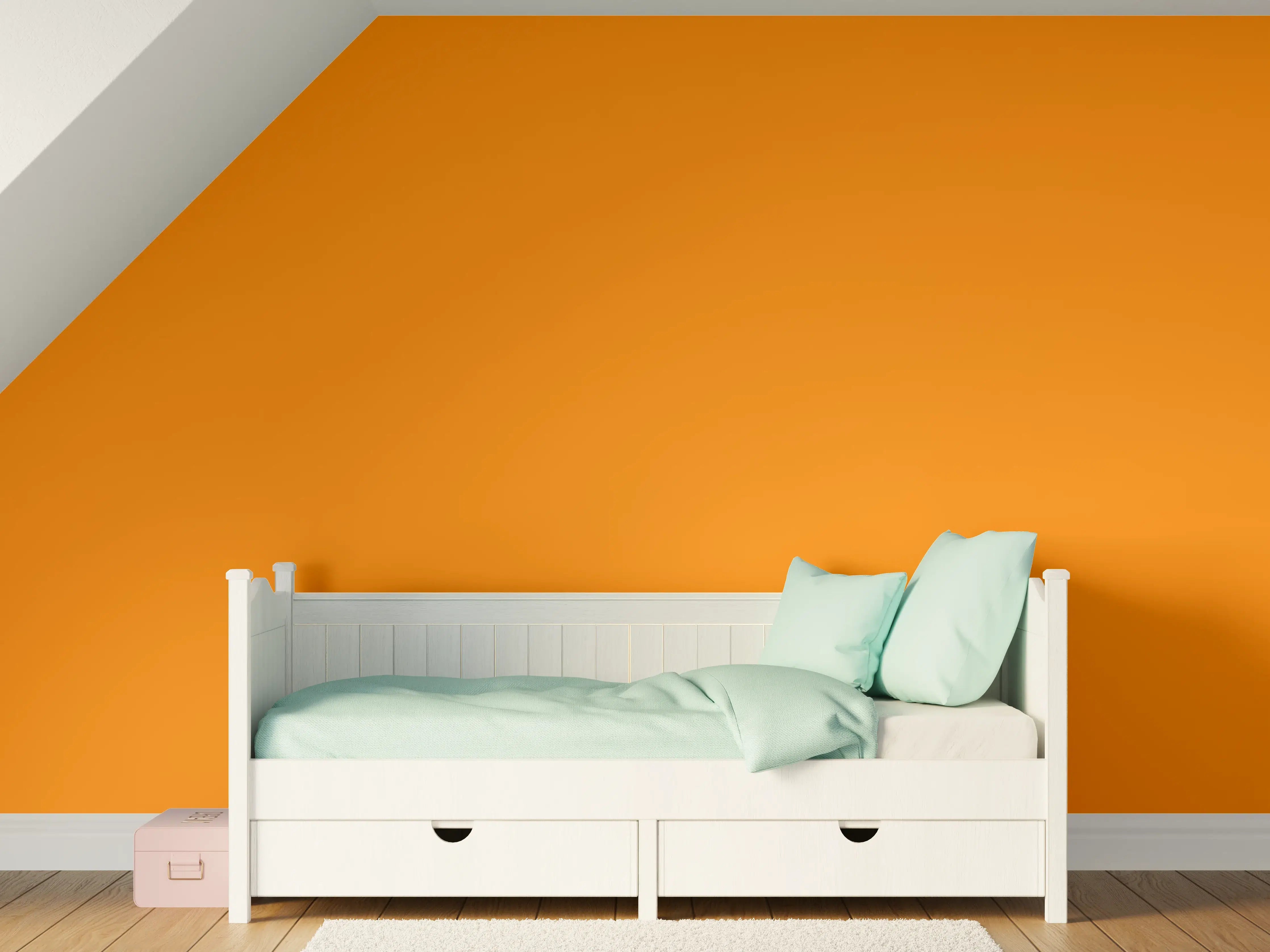Kinderzimmer Wandgestaltung - RAL 2000 (Gelborange)