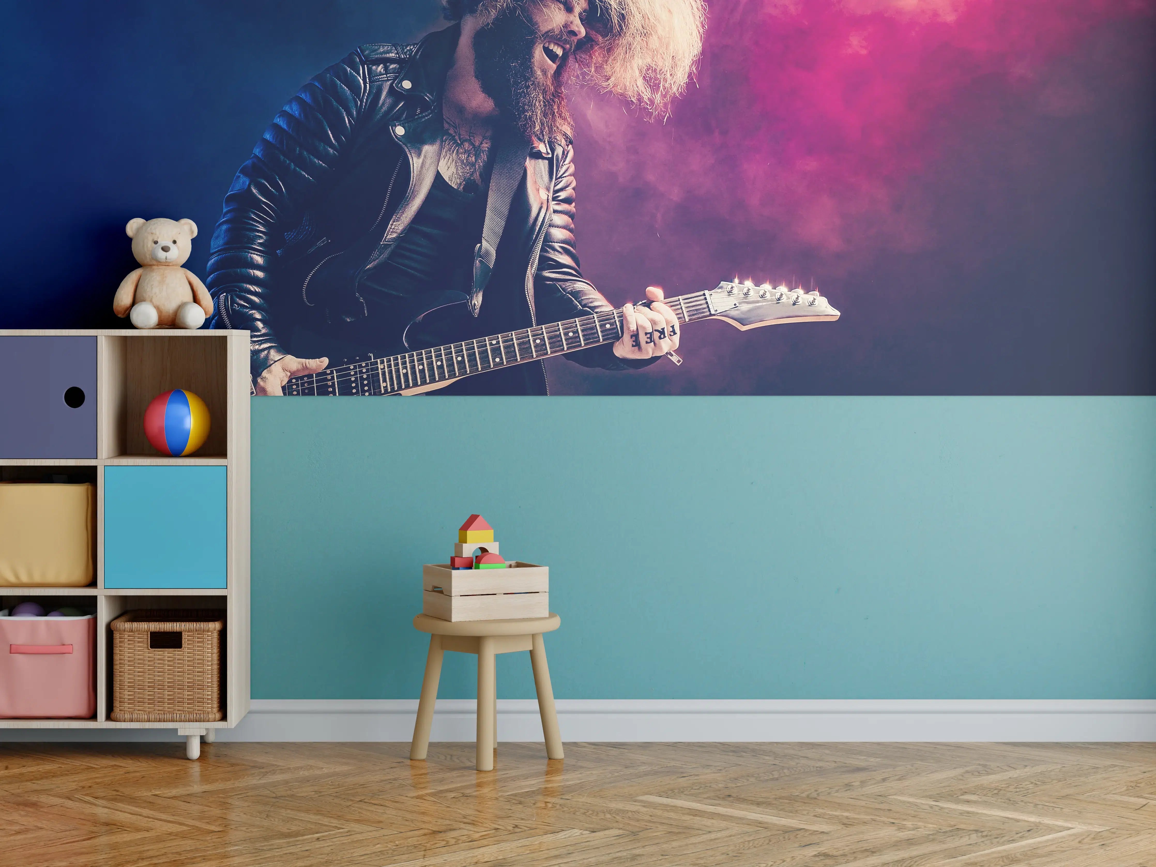 Kinderzimmer Wandgestaltung - Rockgitarrist mit wildem Haar und Lederjacke