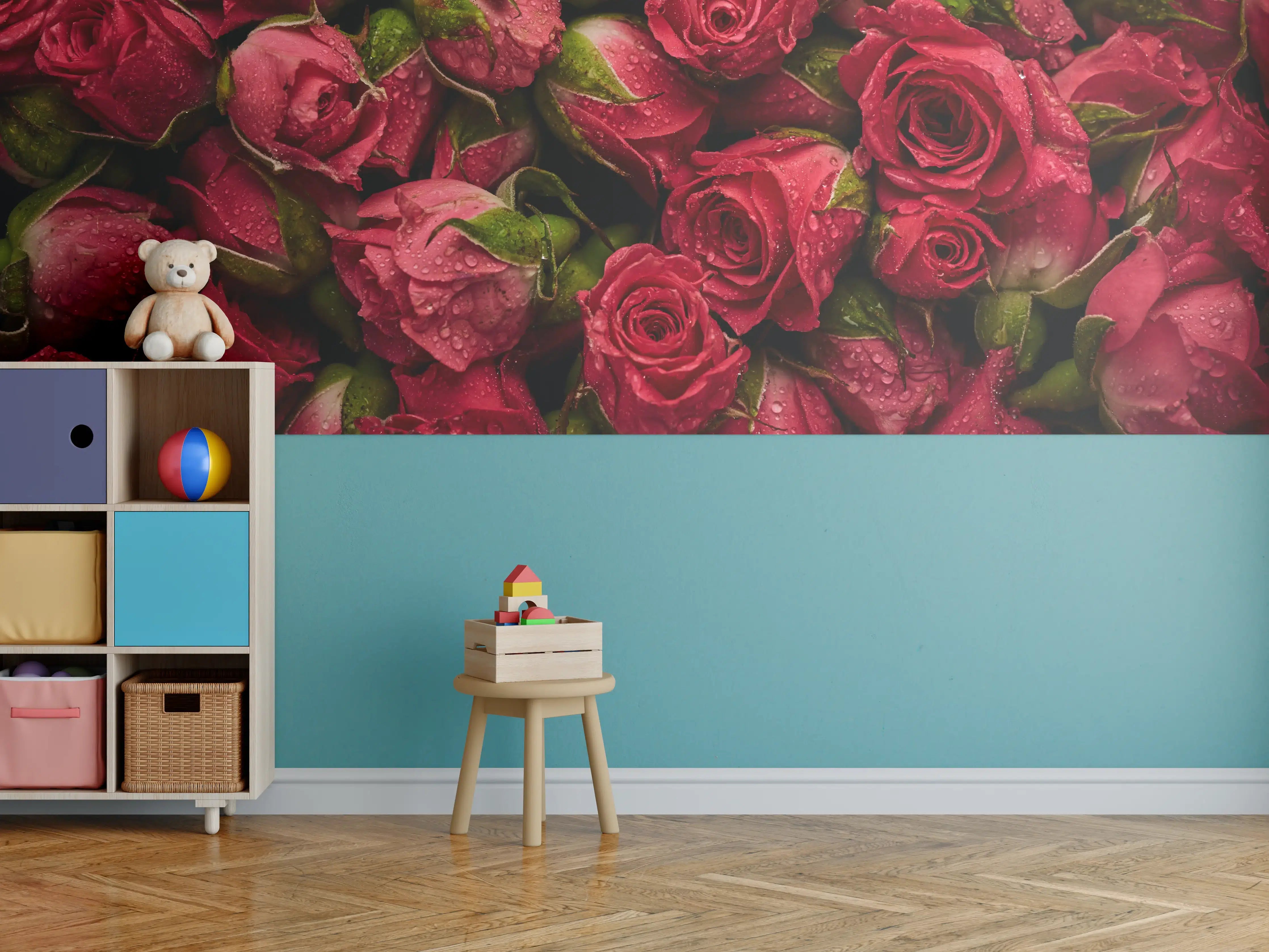 Kinderzimmer Wandgestaltung - Rote Rosen mit Wassertröpfchen