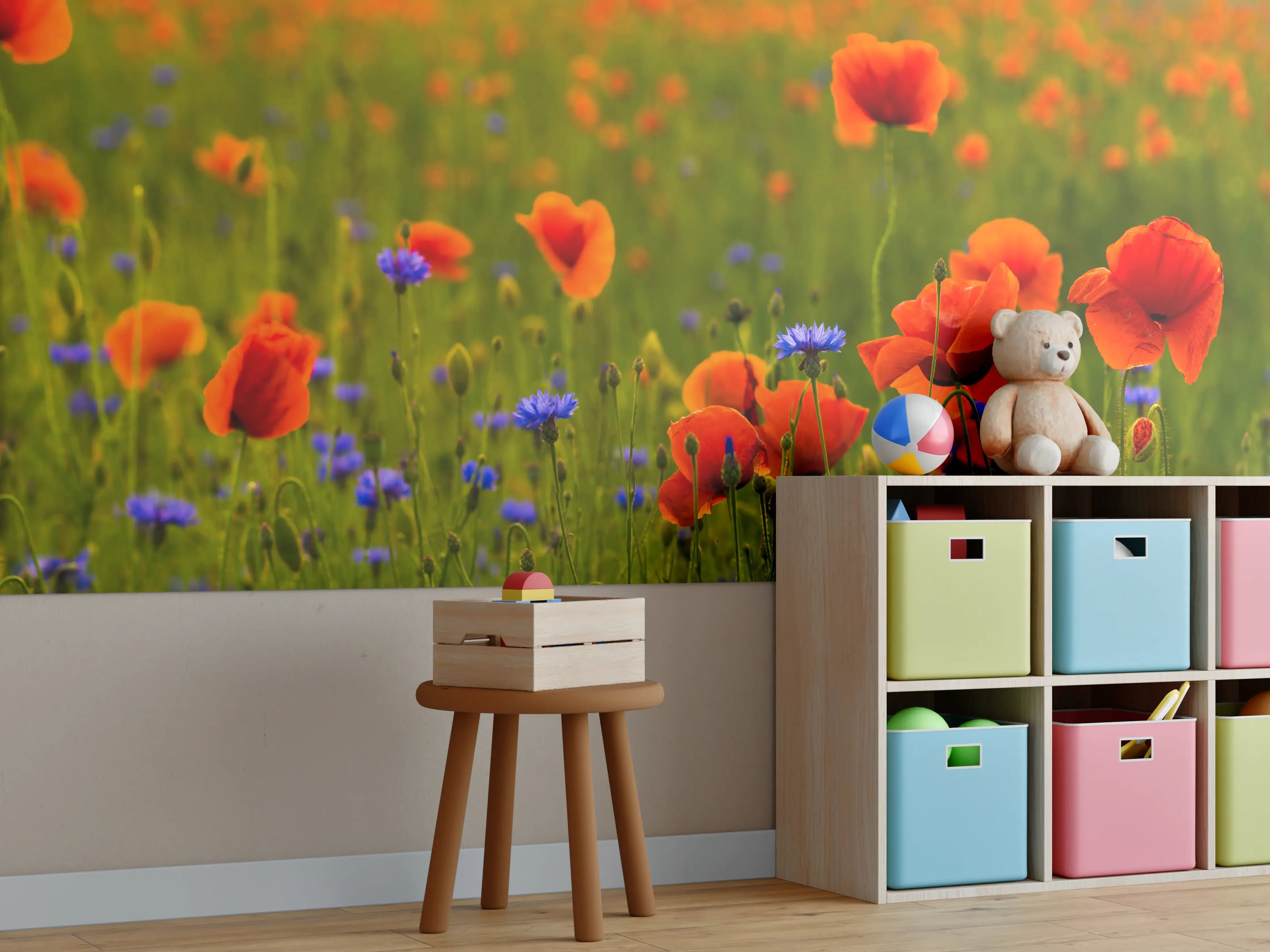Kinderzimmer Wandgestaltung - Rotes Mohnfeld mit Kornblumen